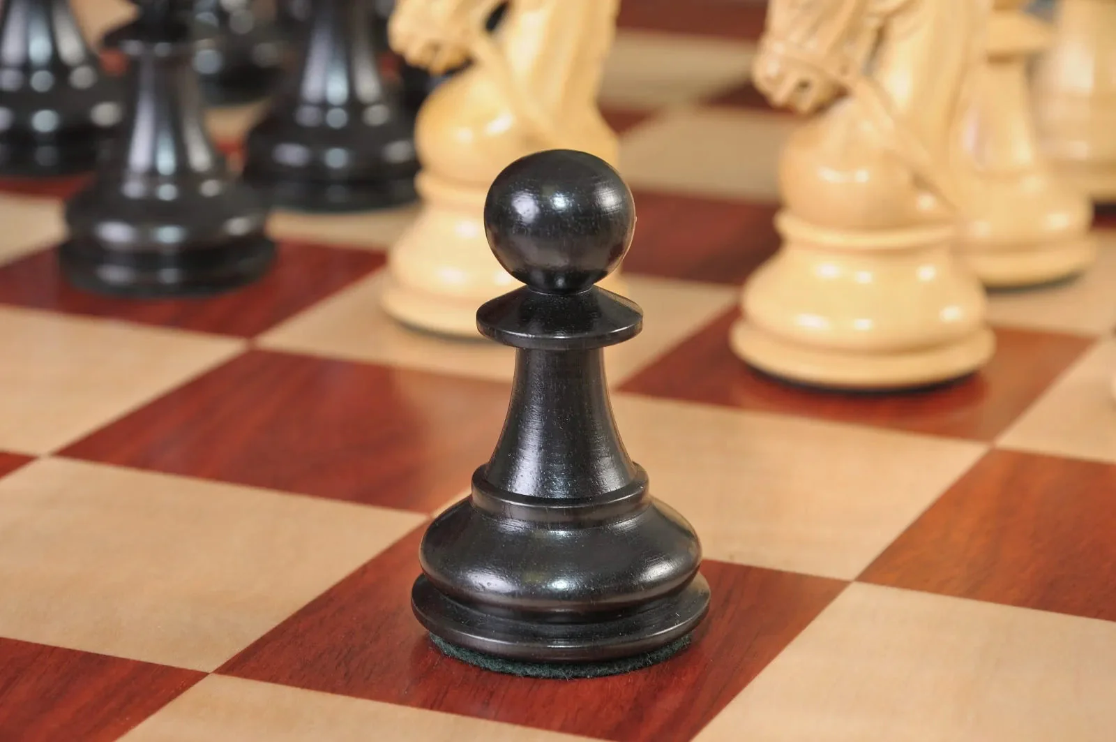The Sultan Series Luxury Chess Pieces - 4.4" King - Image 3