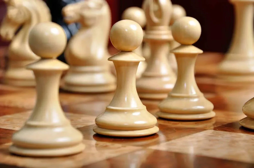 The Supreme Collector Series Luxury Chess Pieces - 4.4" King - Image 12