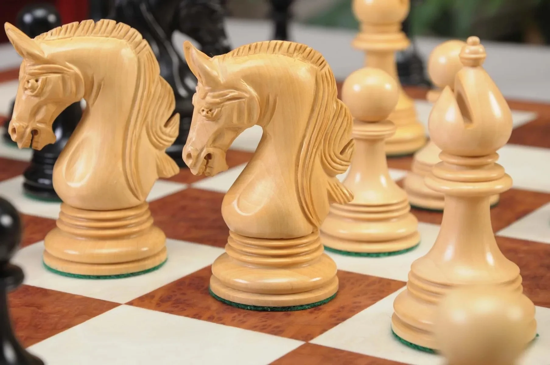 The Teramo Series Luxury Chess Pieces - 4.4" King - Image 31