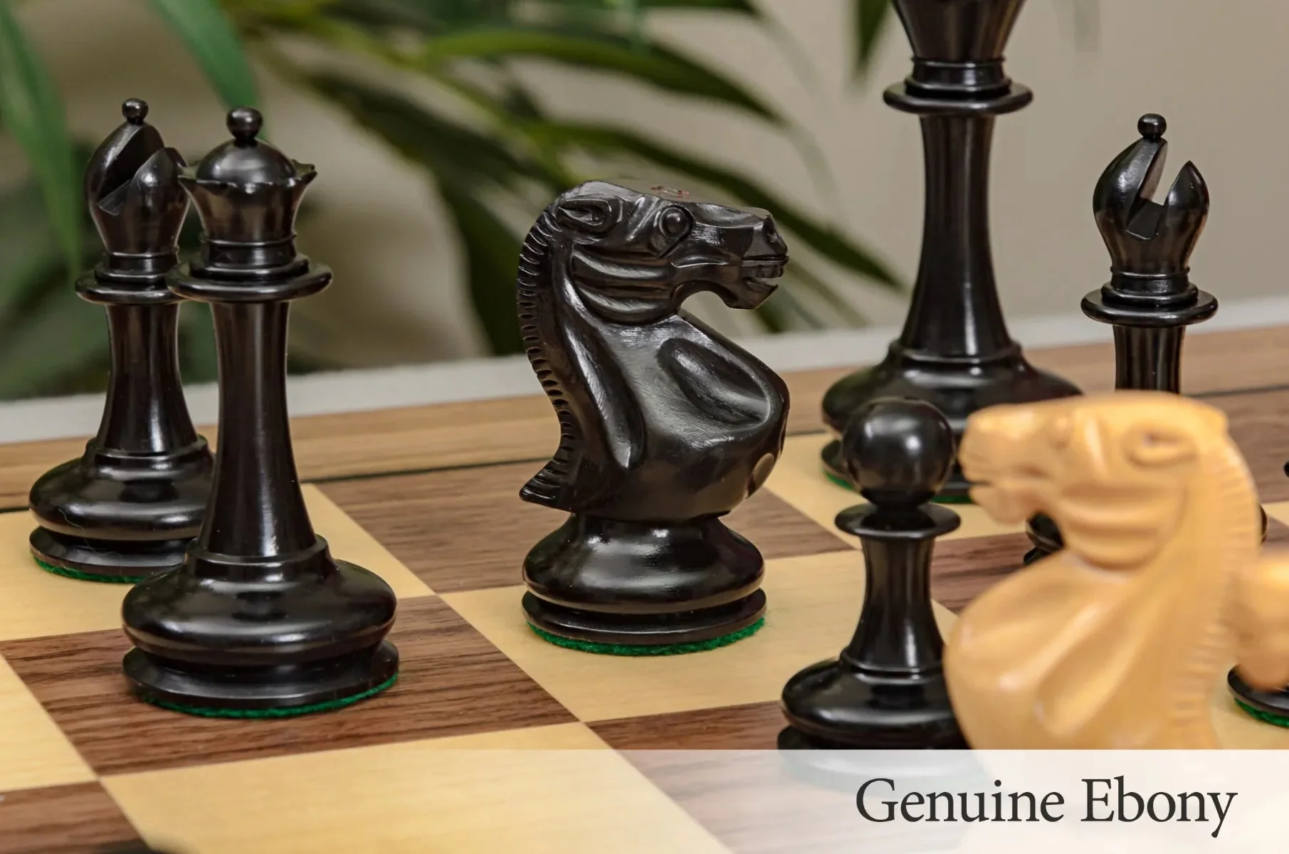 The Vanguard Series Chess Pieces - 3.25" King - Image 3