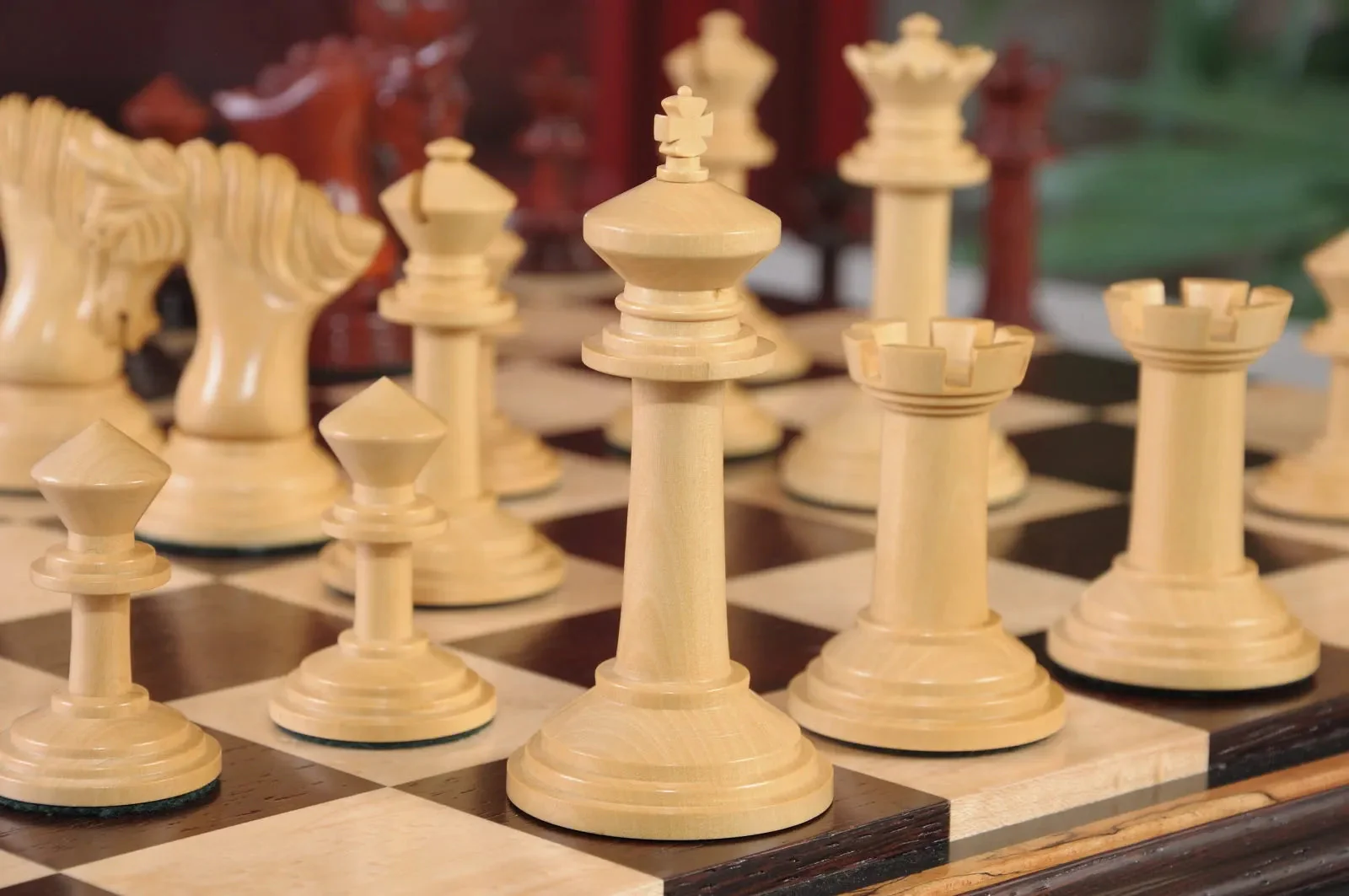 The Vicenza Series Artisan Chess Pieces - 4.0" King - Image 13