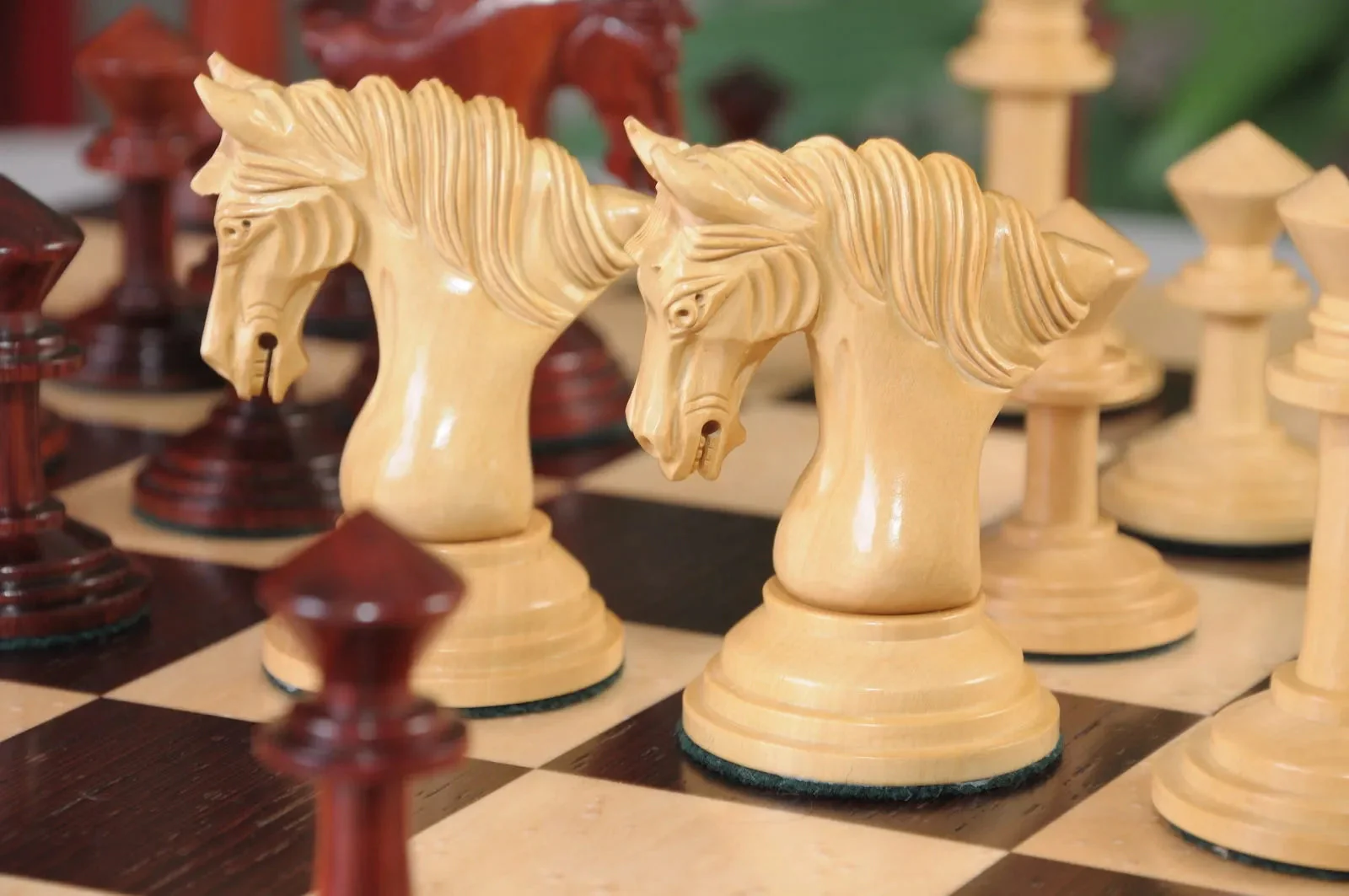 The Vicenza Series Artisan Chess Pieces - 4.0" King - Image 17