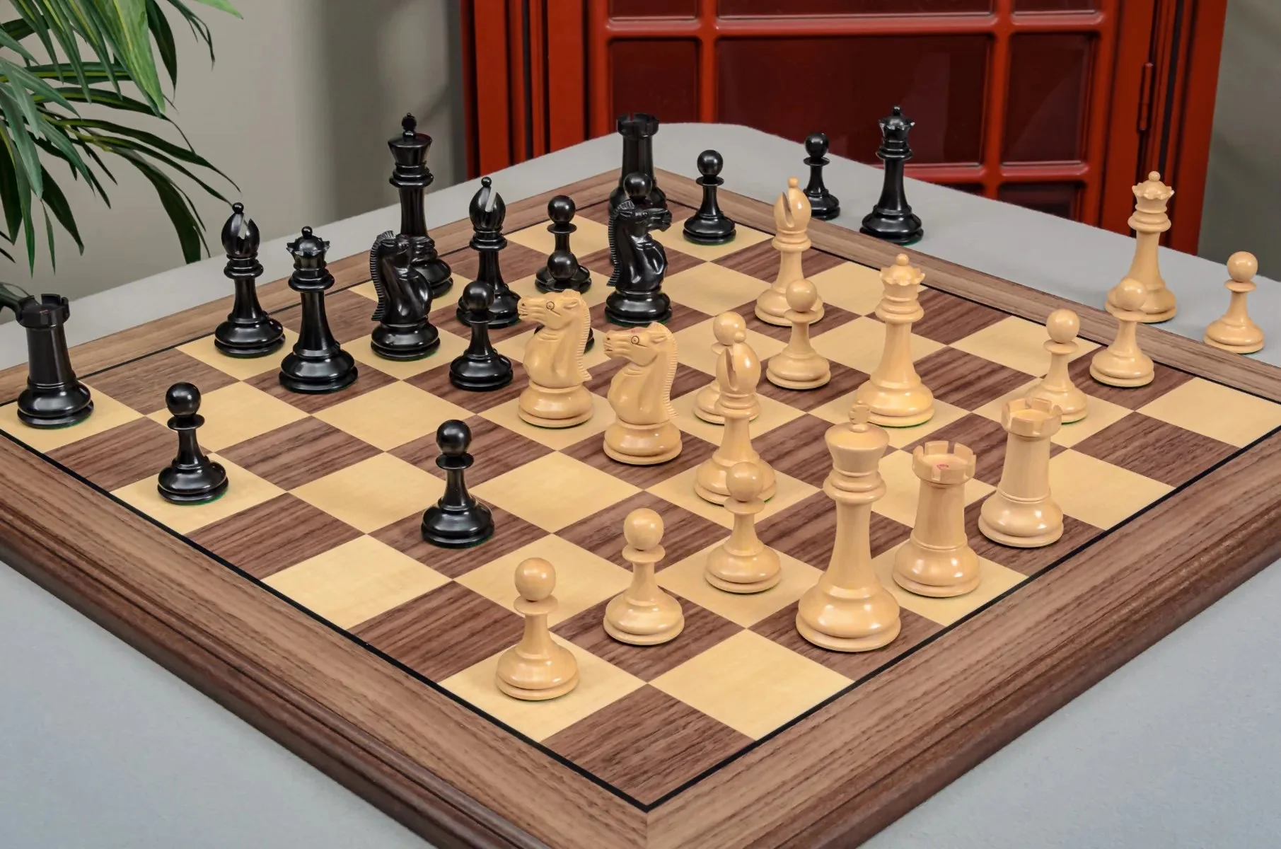 The Vigilant Series Luxury Chess Pieces - 4" King - Image 2