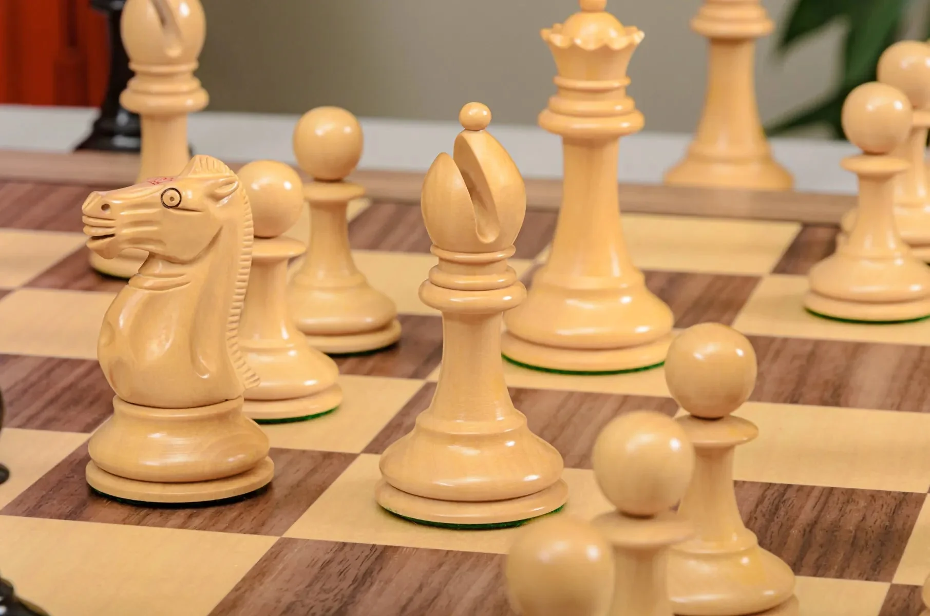 The Vigilant Series Luxury Chess Pieces - 4" King - Image 8