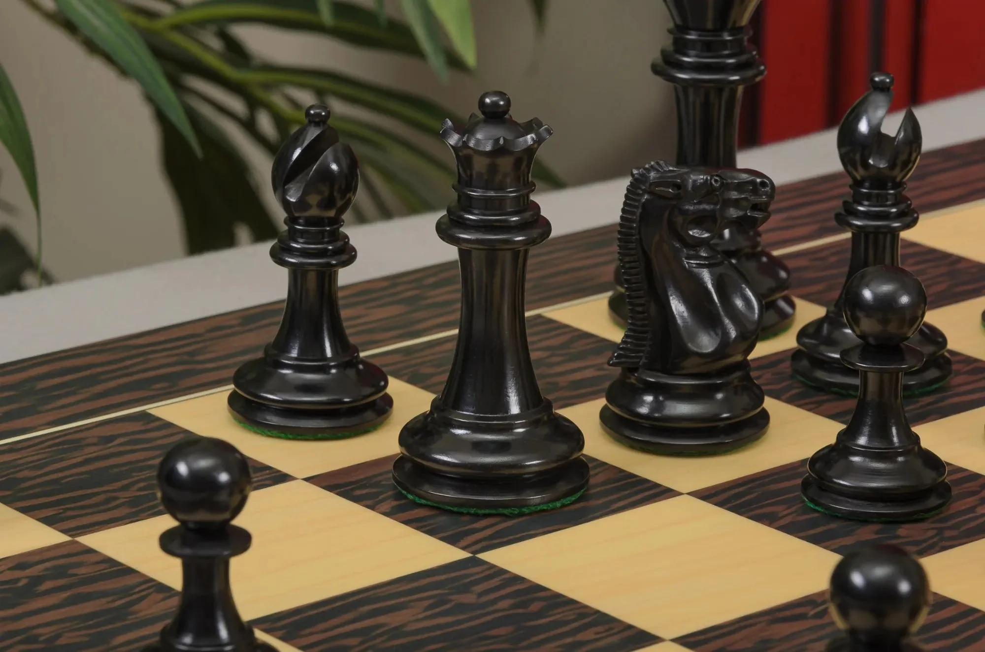 The Zukertort Series Timeless Chess Pieces - 4.0" King - Image 11