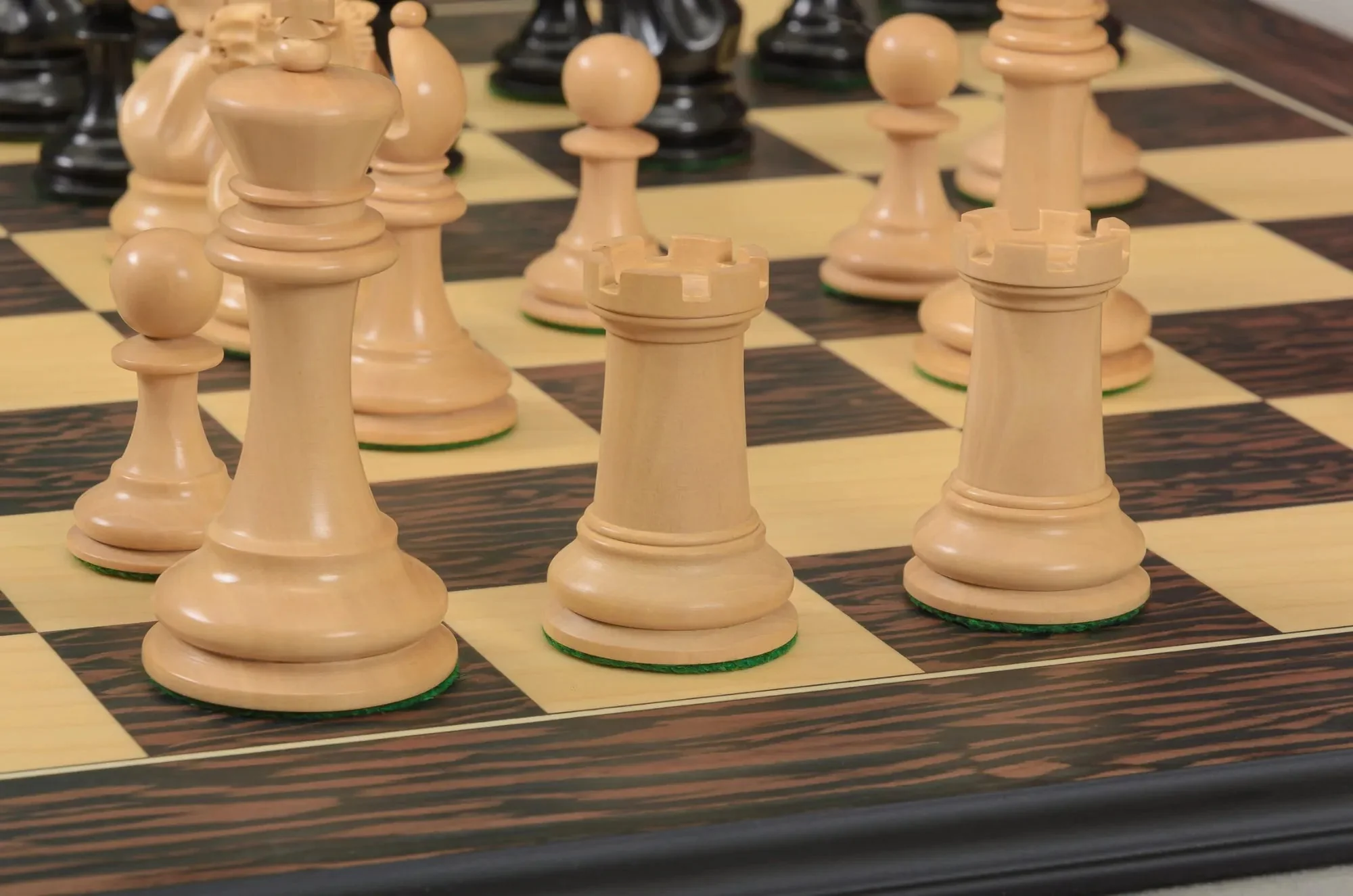 The Zukertort Series Timeless Chess Pieces - 4.0" King - Image 12