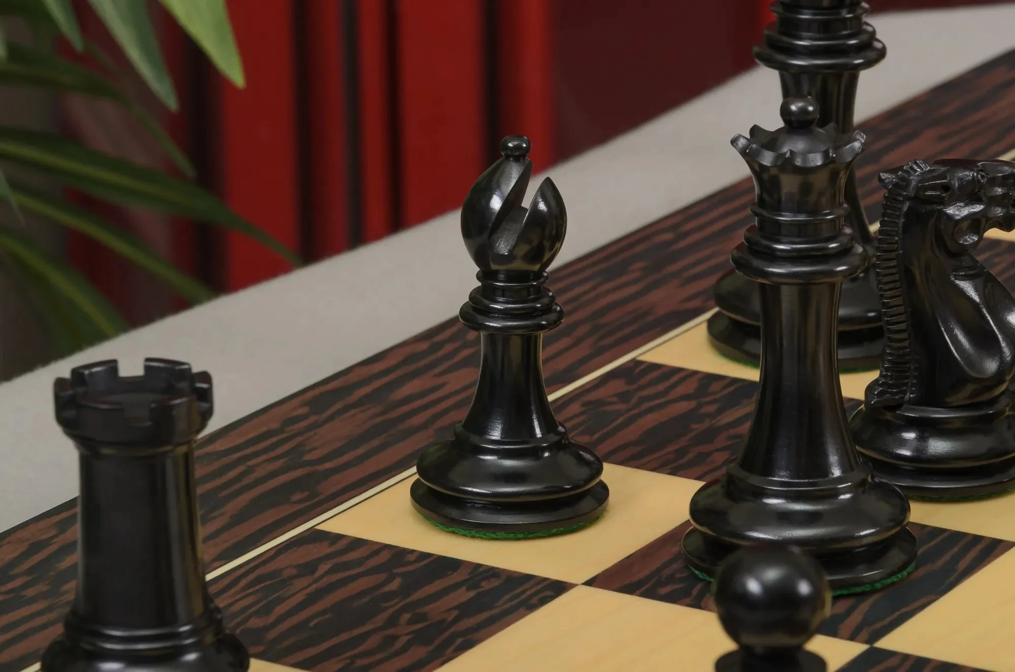 The Zukertort Series Timeless Chess Pieces - 4.0" King - Image 9