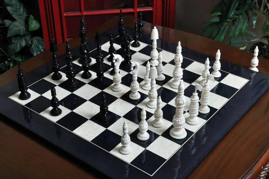 The Vizagapatam Luxury Bone Chess Pieces - 6.1" King - Image 2