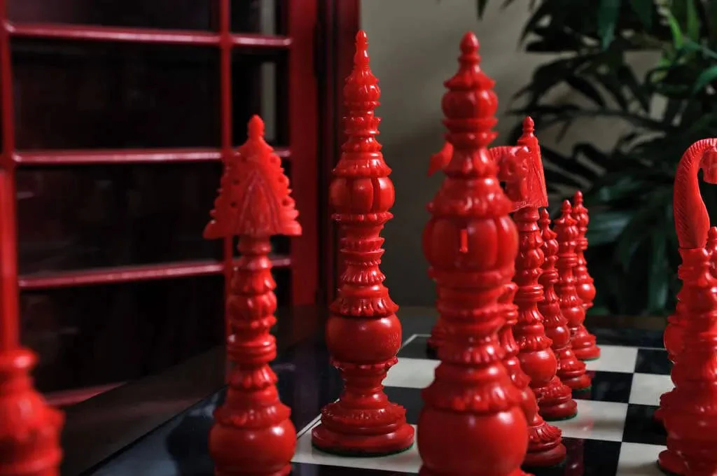 The Vizagapatam Luxury Bone Chess Pieces - 6.1" King - Image 20