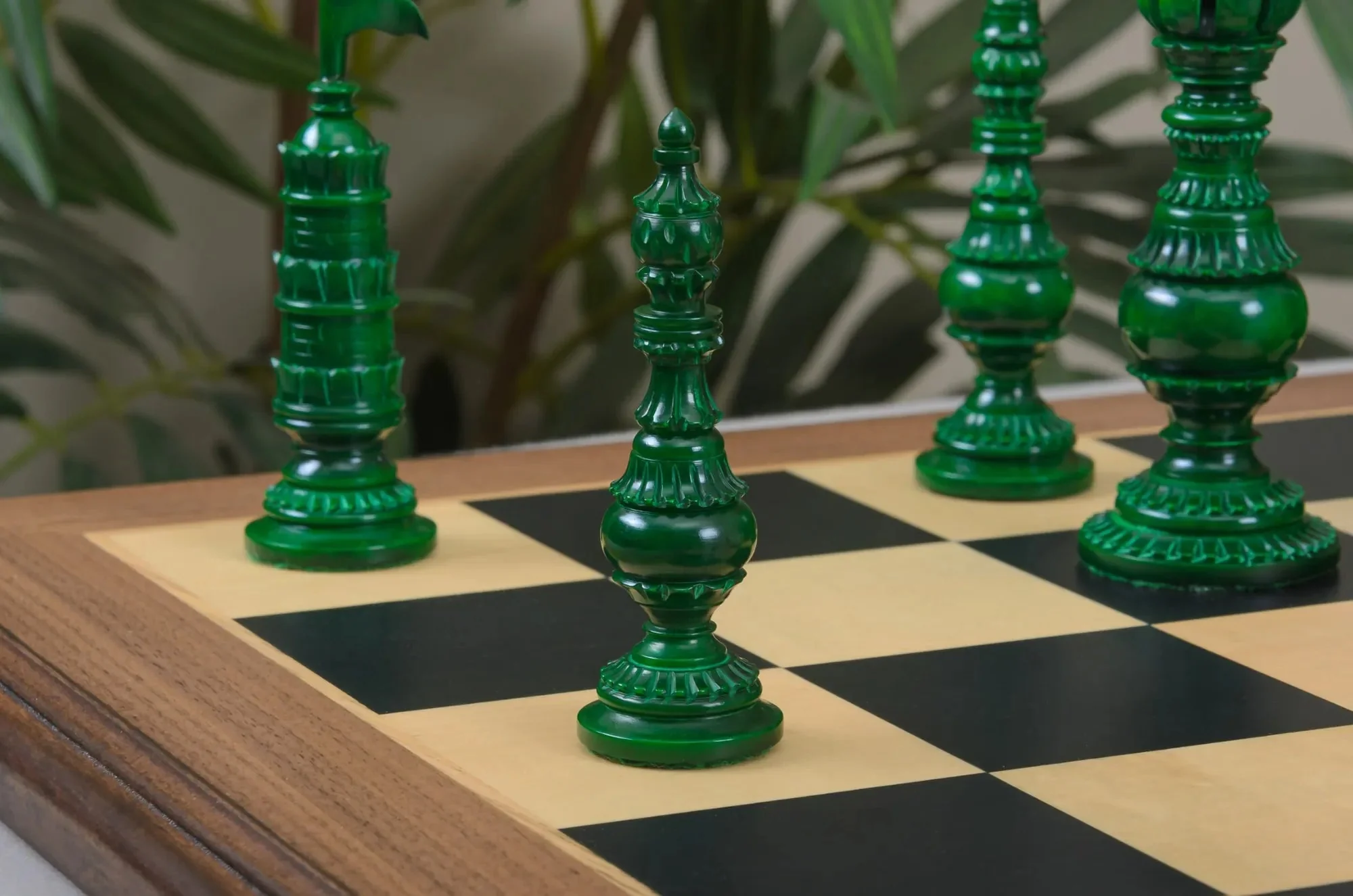 The Vizagapatam Luxury Bone Chess Pieces - 6.1" King - Image 27