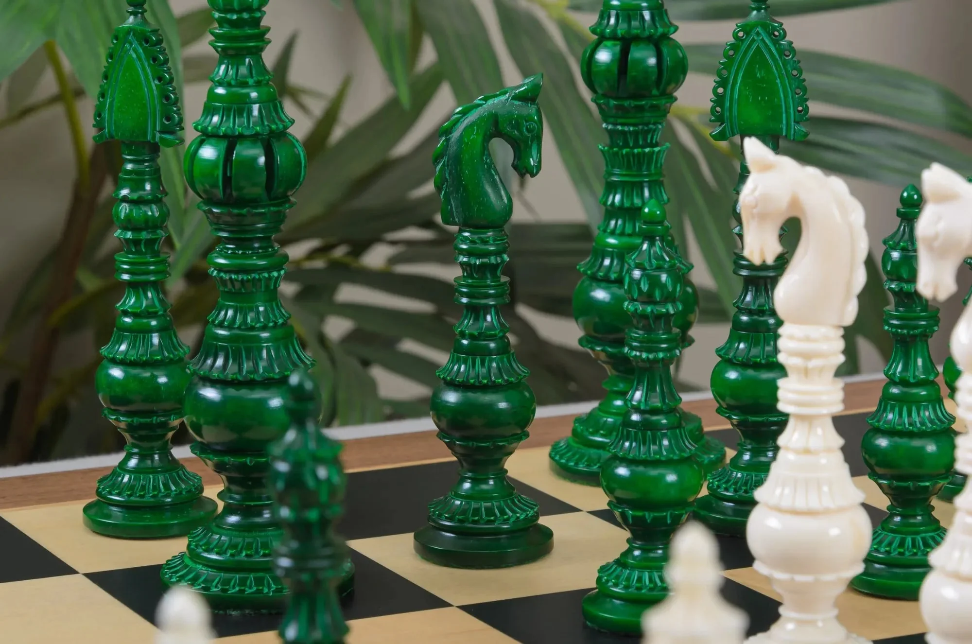 The Vizagapatam Luxury Bone Chess Pieces - 6.1" King - Image 28