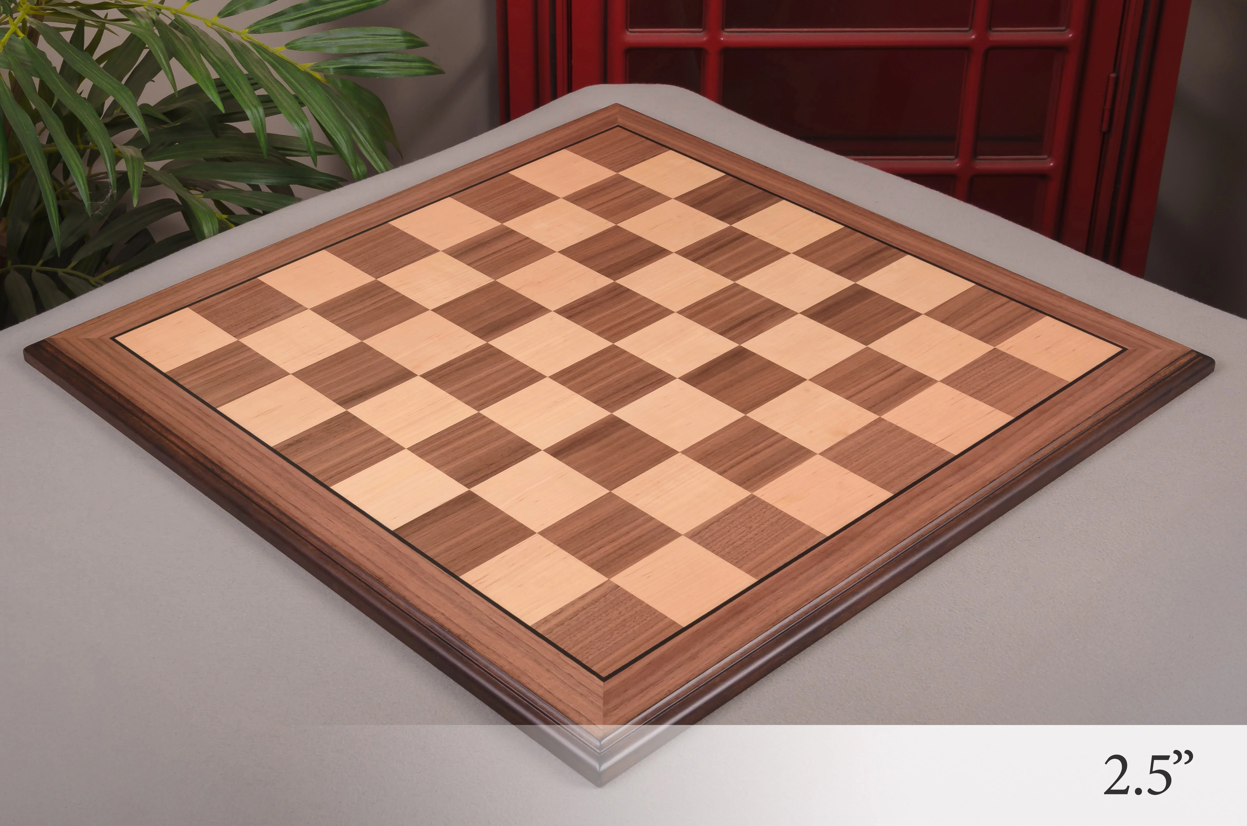 Walnut and Maple Superior Traditional Chess Board - Image 3
