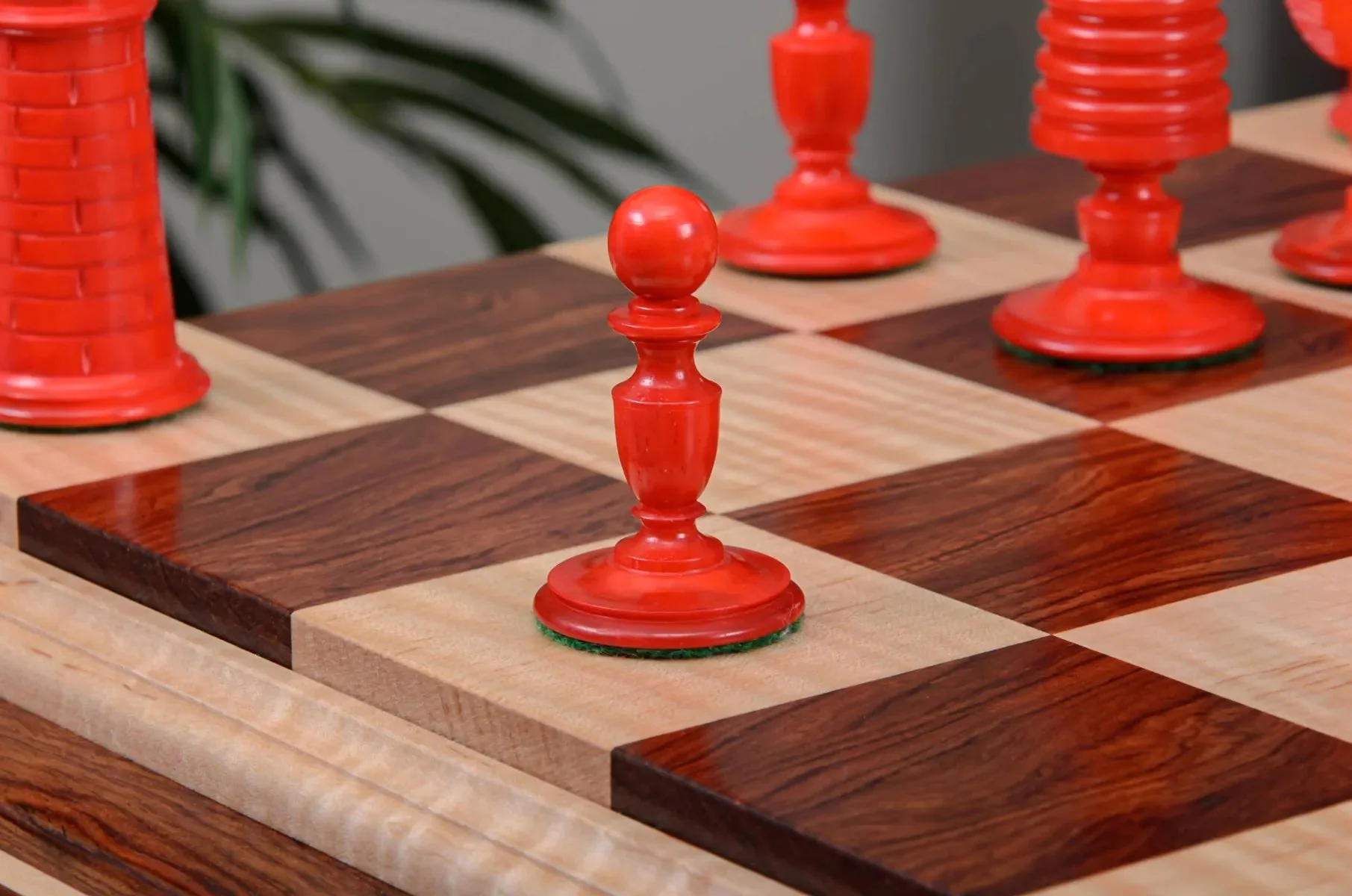 The Washington Luxury Bone Chess Pieces - 4.4" King - Image 7
