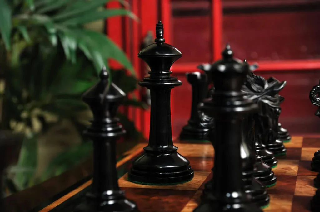 The Westminster Prestige Series Artisan Chess Pieces - 4.4" King - Image 5