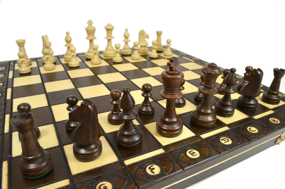 The Wholesale Chess Emissary European Chess Set - Image 5
