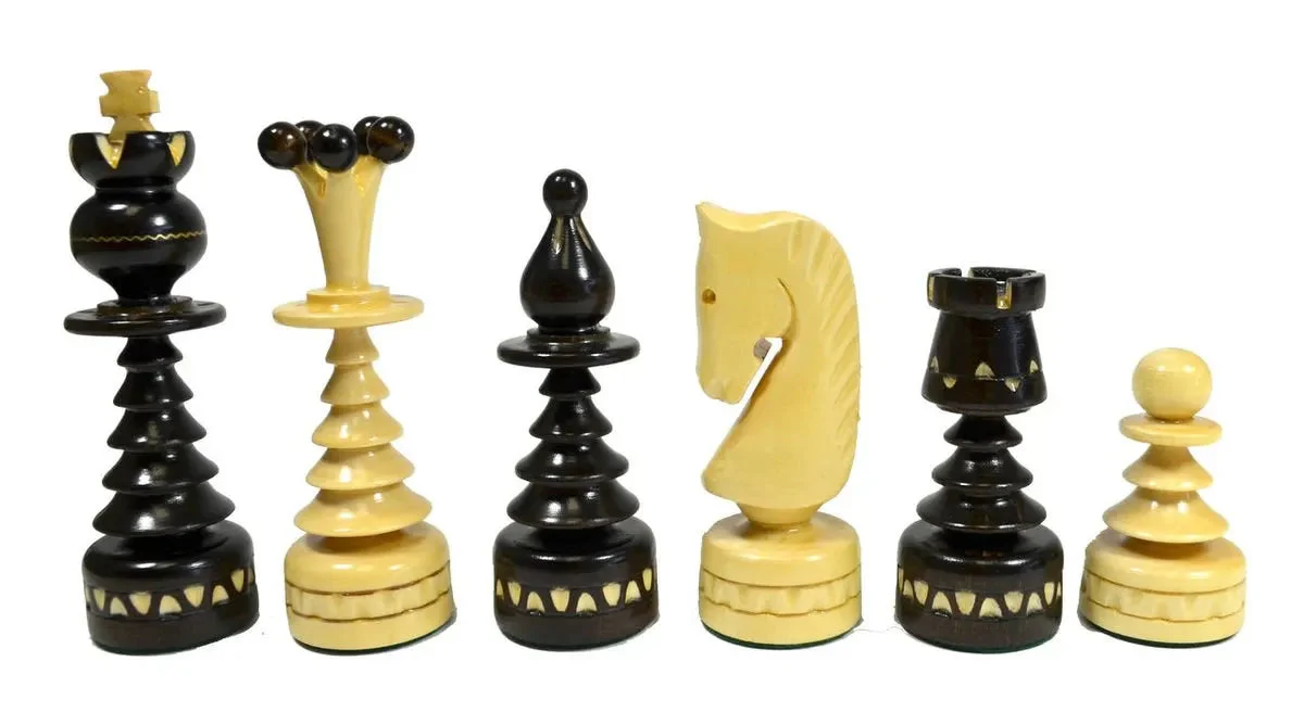 The Wholesale Chess Kaunus European Chess Set - Image 6