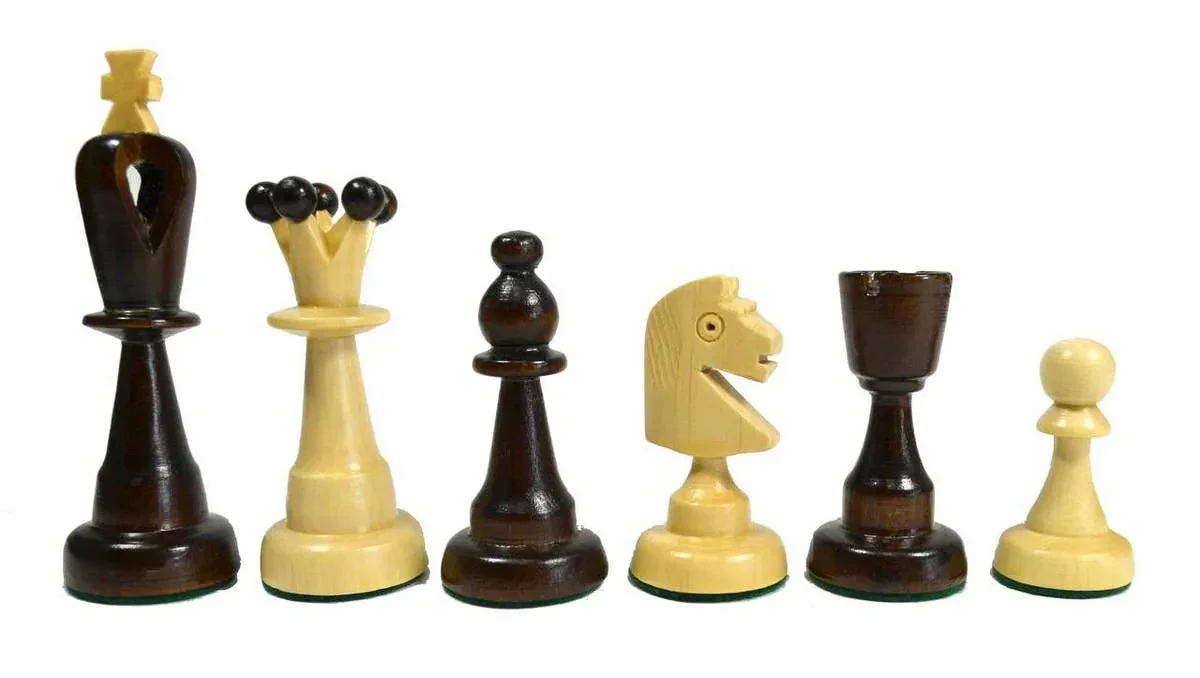 The Wholesale Chess Lviv European Chess Set - Image 9