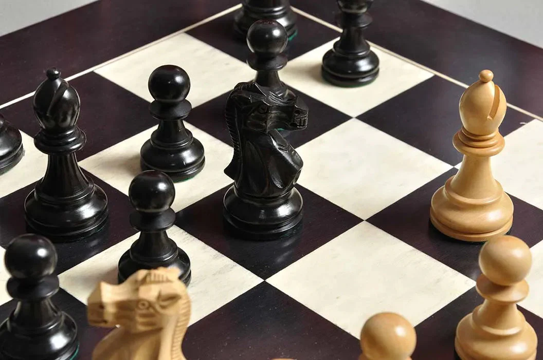 The Wild Knight Series Chess Pieces - 3.75" King - Image 3