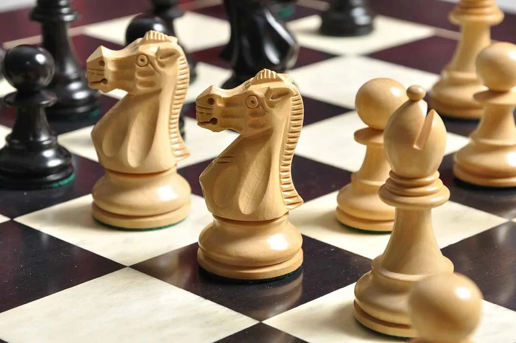 The Wild Knight Series Chess Pieces - 3.75" King - Image 7