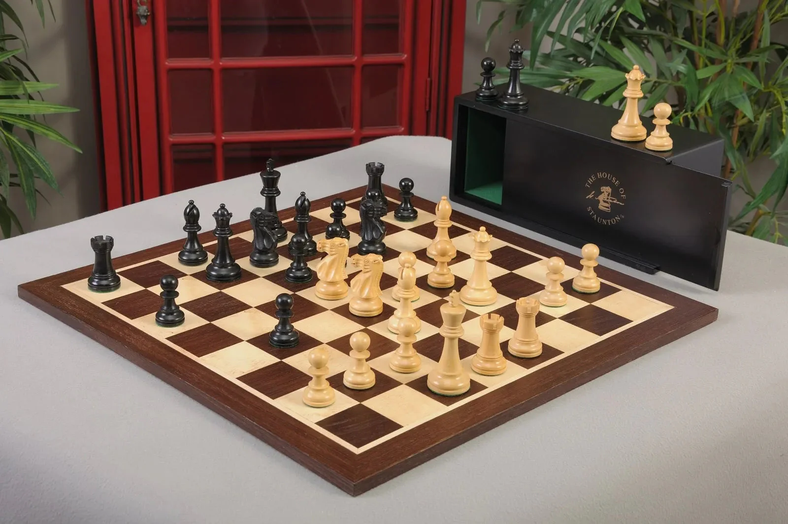 Ebonized Boxwood and Natural Boxwood
