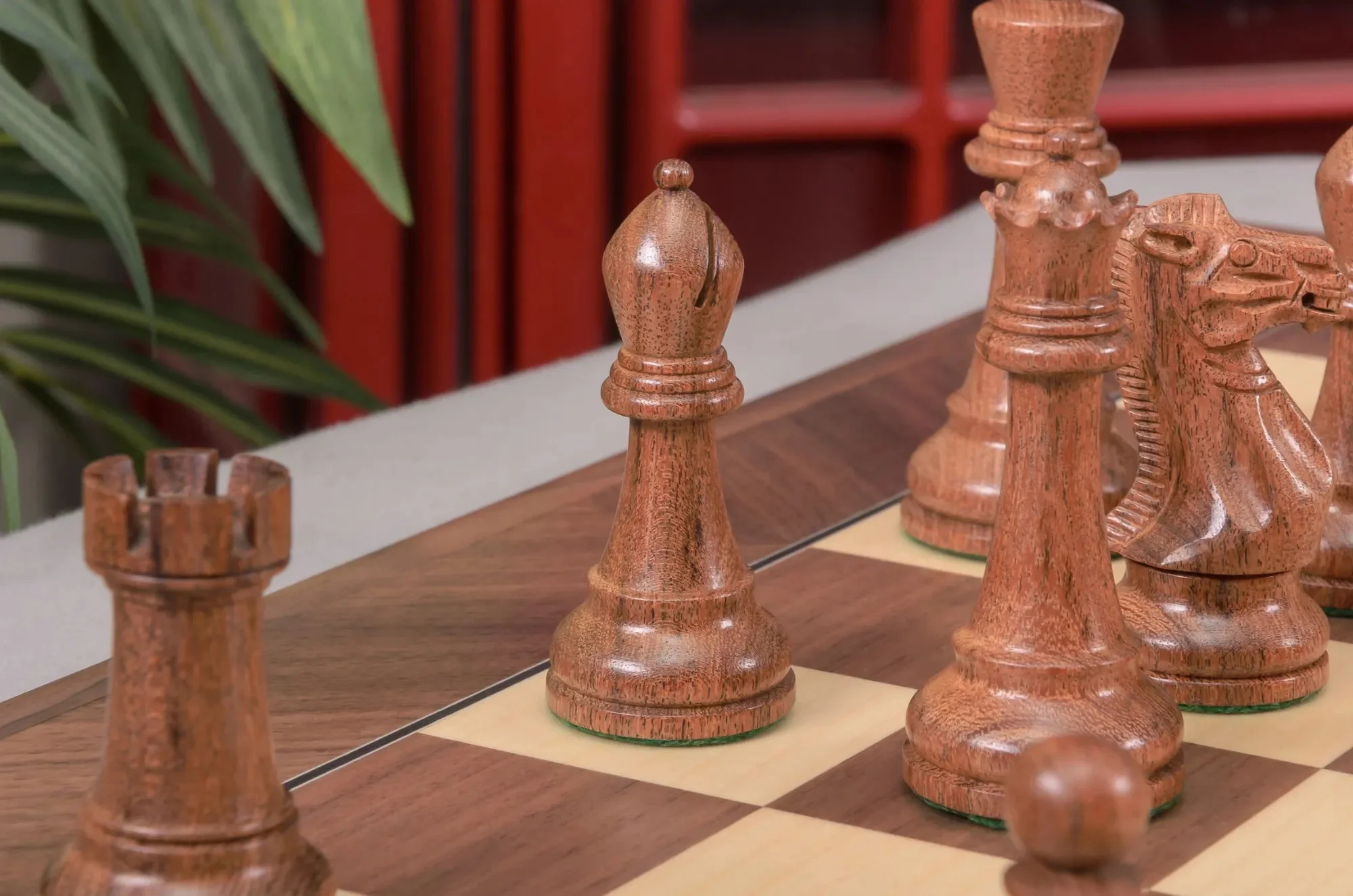 The Winchester Series Chess Pieces - 4" King - Image 10