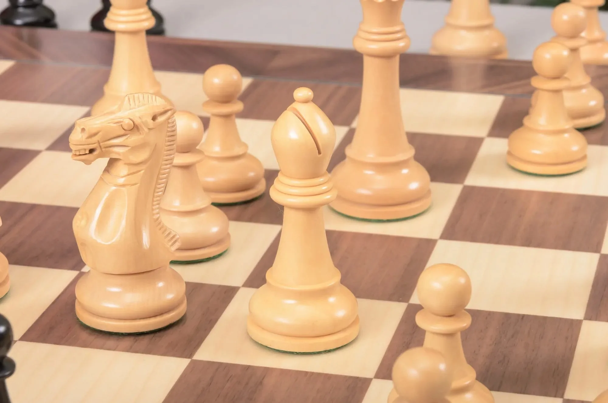 The Winchester Series Chess Pieces - 4" King - Image 11