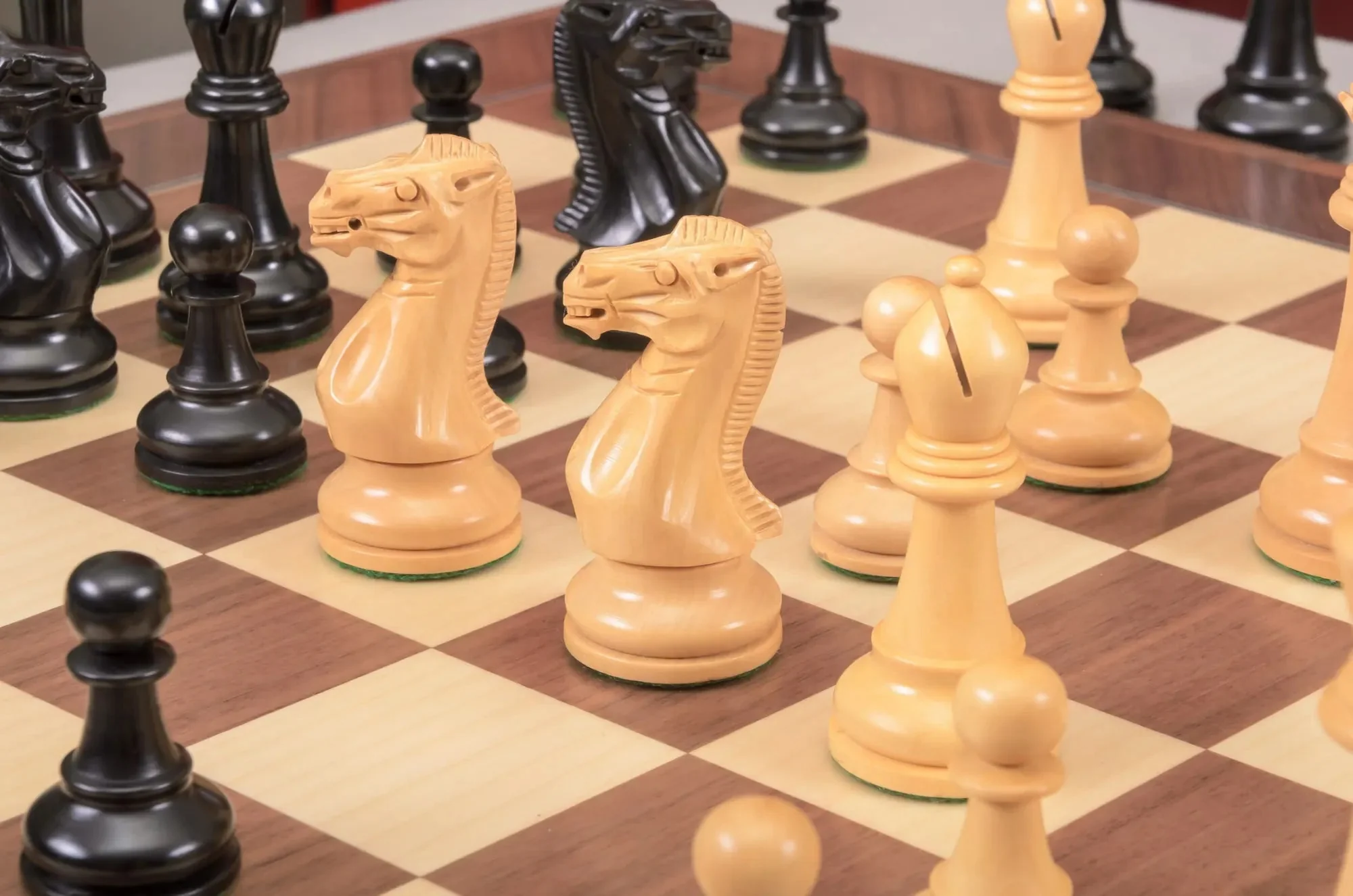 The Winchester Series Chess Pieces - 4" King - Image 14