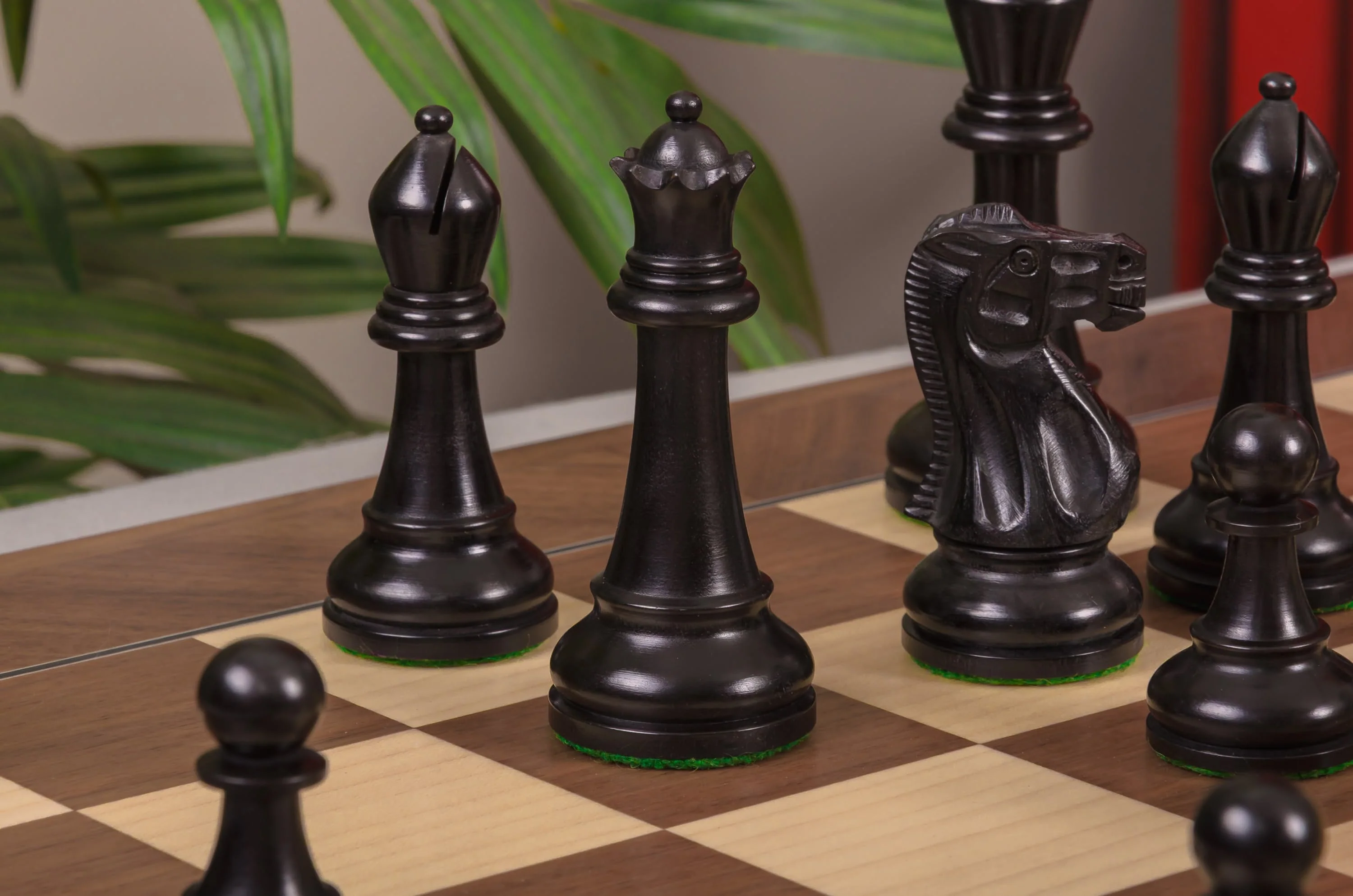 The Winchester Series Chess Pieces - 4" King - Image 18