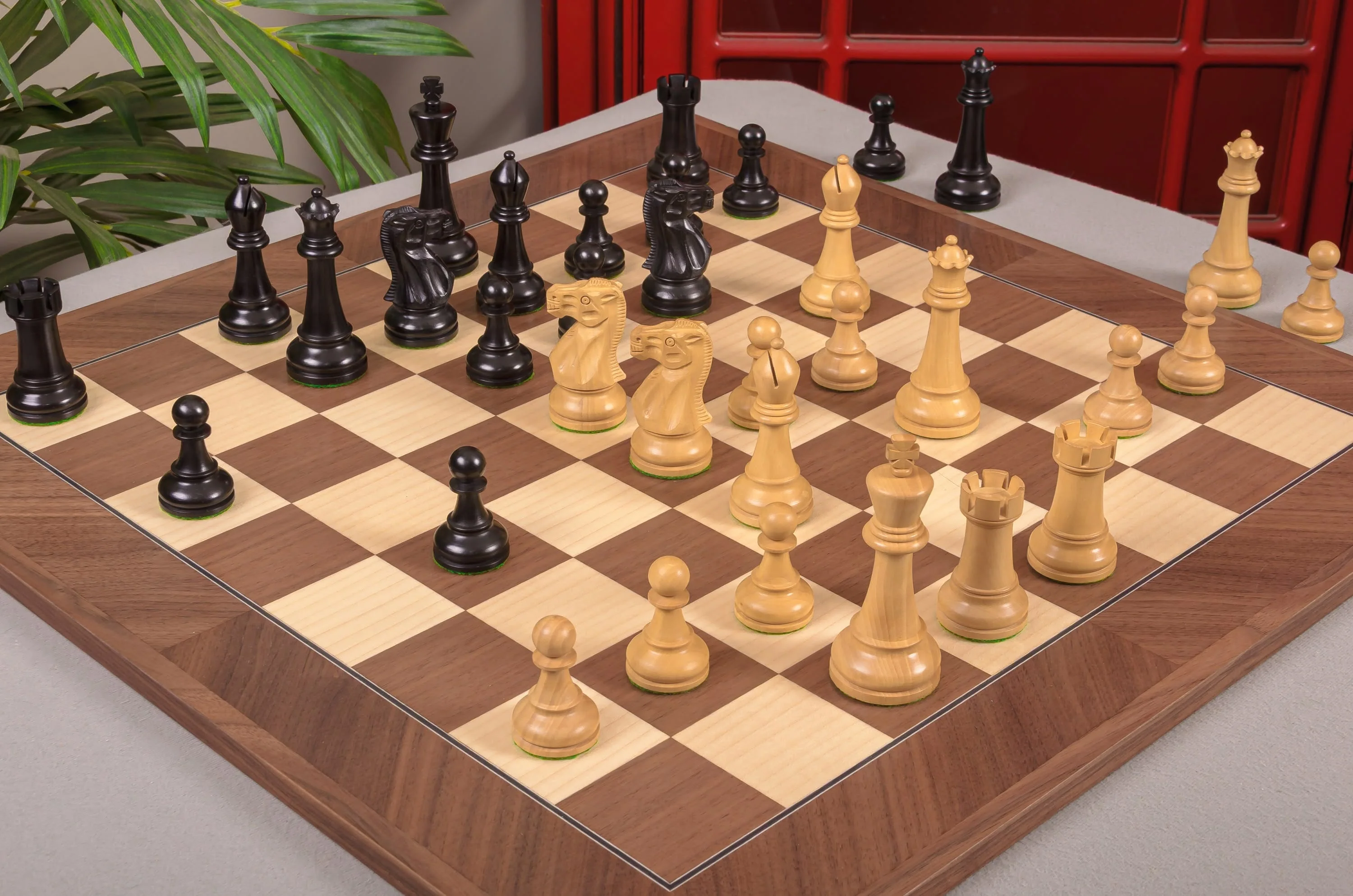 The Winchester Series Chess Pieces - 4" King - Image 2