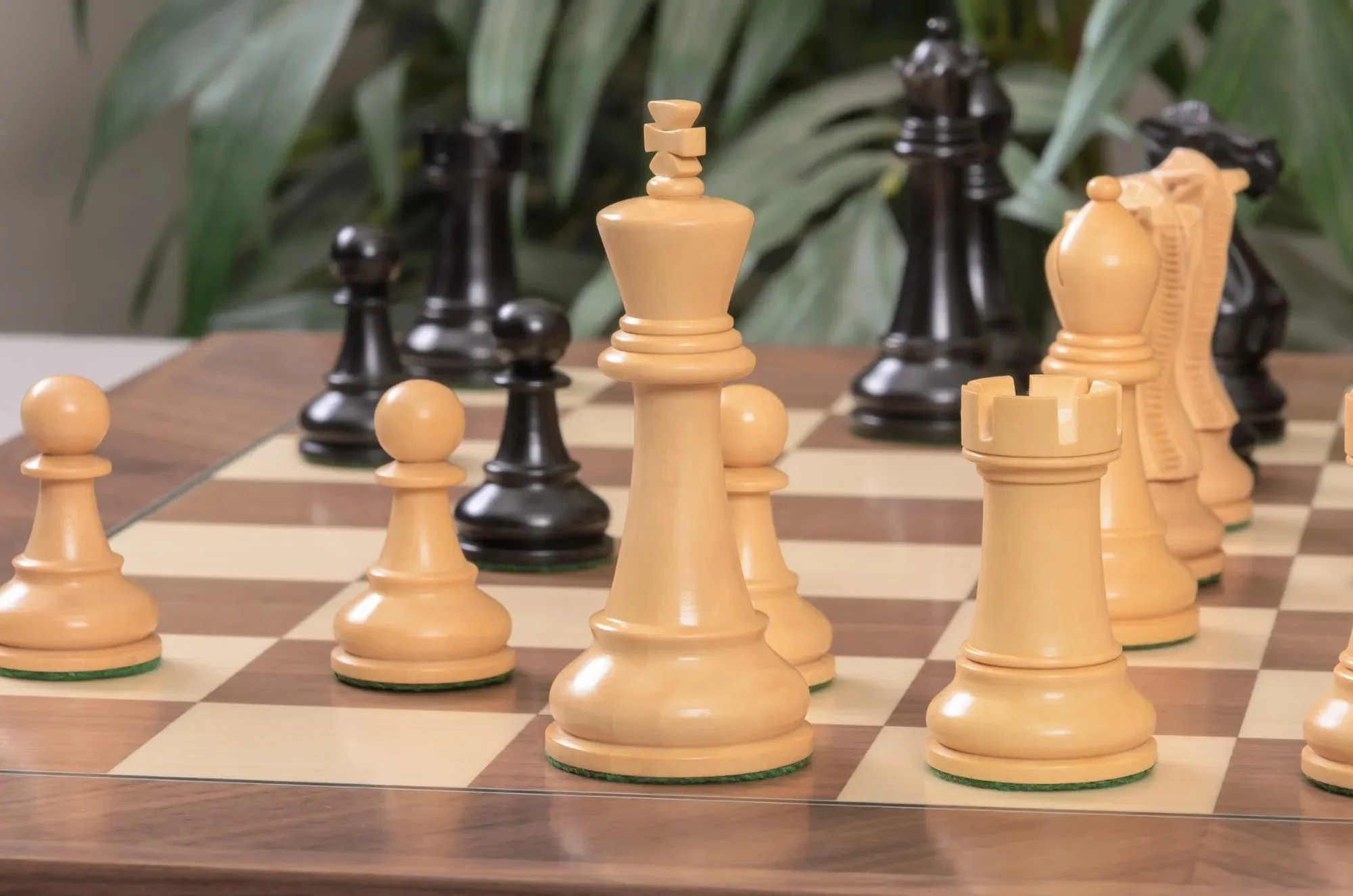The Winchester Series Chess Pieces - 4" King - Image 5