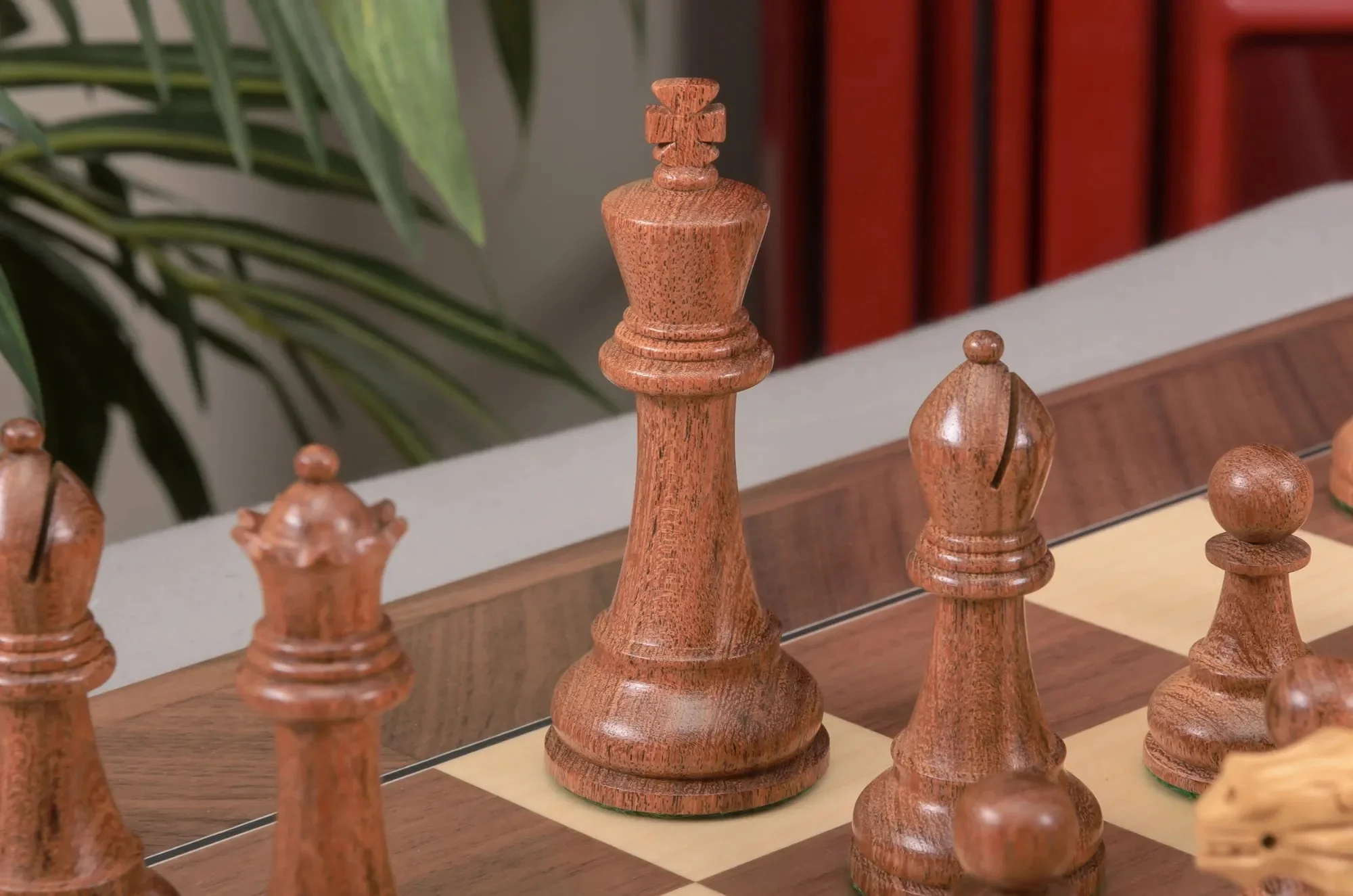 The Winchester Series Chess Pieces - 4" King - Image 8