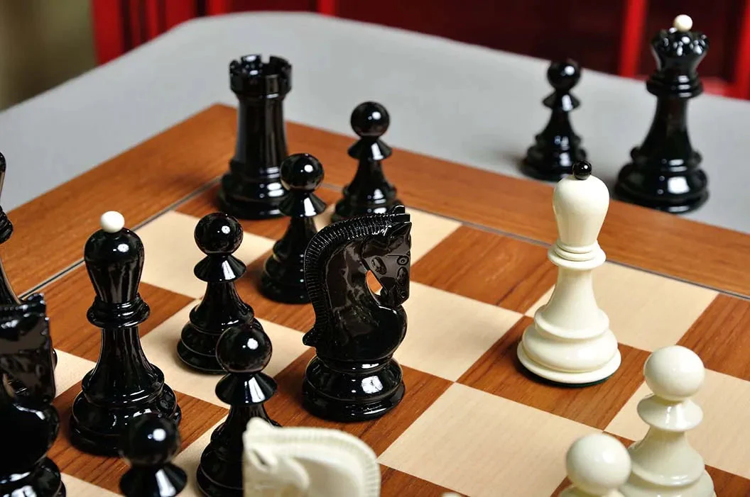 The Zagreb '59 Series Chess Pieces - 3.875" King - LACQUERED - Image 34