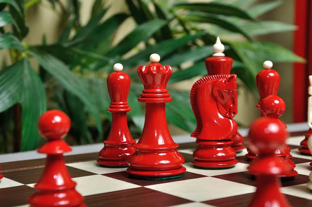 Red and White Lacquered - Image 8