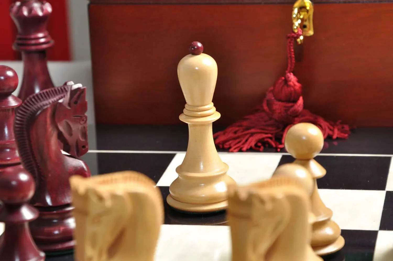 The Zagreb '59 Chess Set and Board Combination -  Red Mahogany Gilded - Image 9