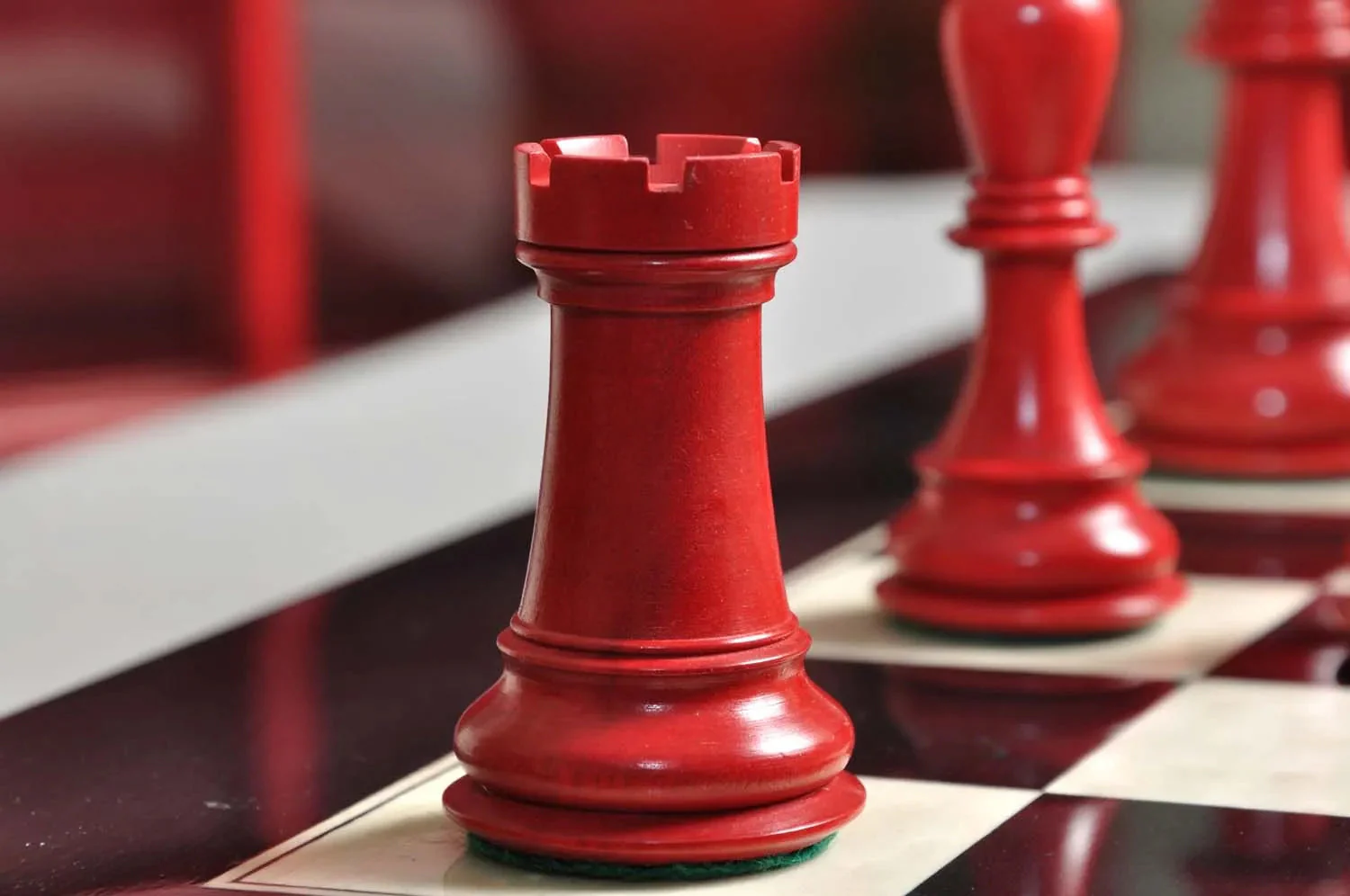 The Zagreb '59 Chess Set, Box and Board Combination - Red Stained - Image 4
