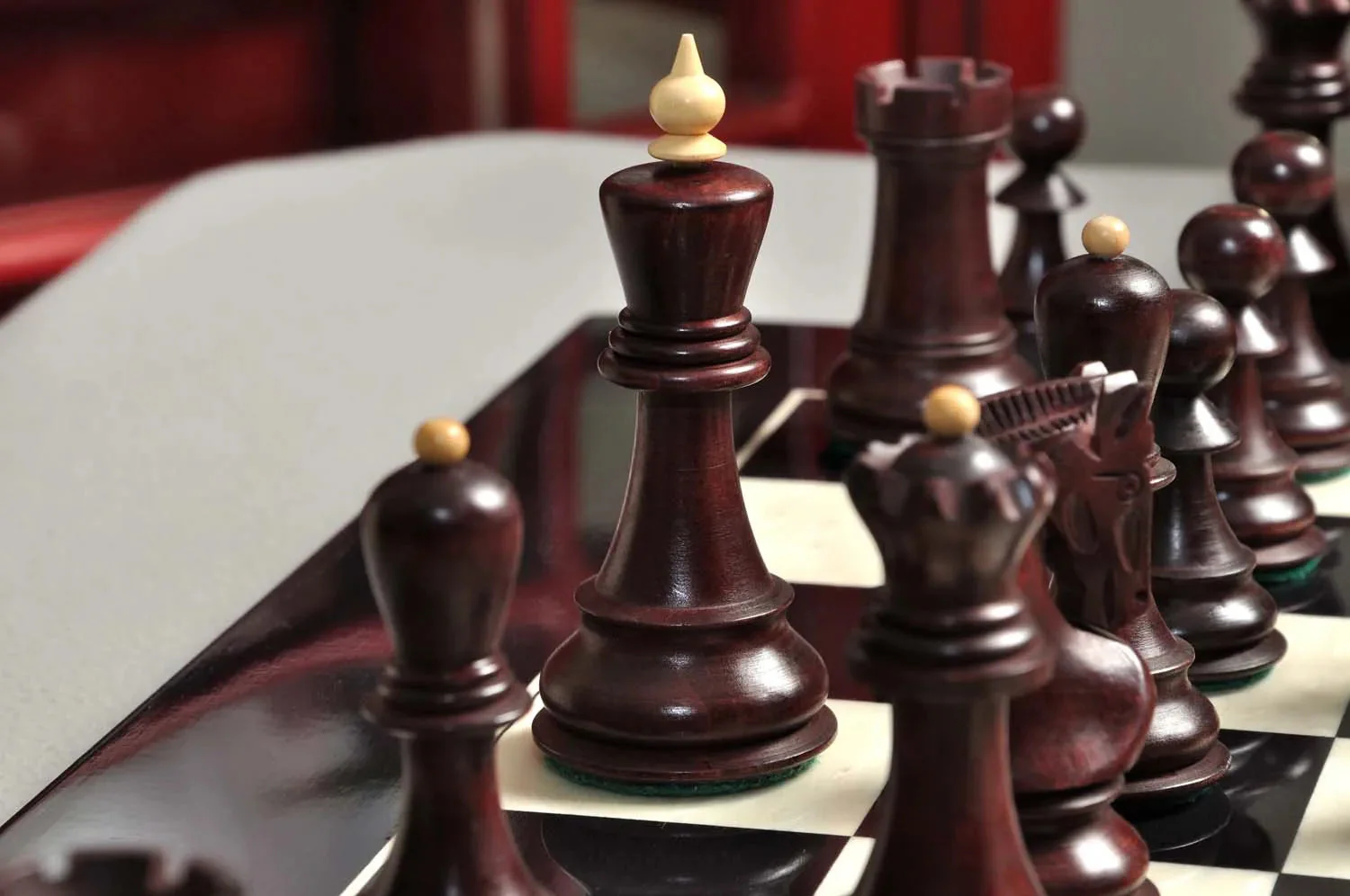 The Zagreb '59 Chess Set, Box and Board Combination - Rosewood Gilded - Image 10