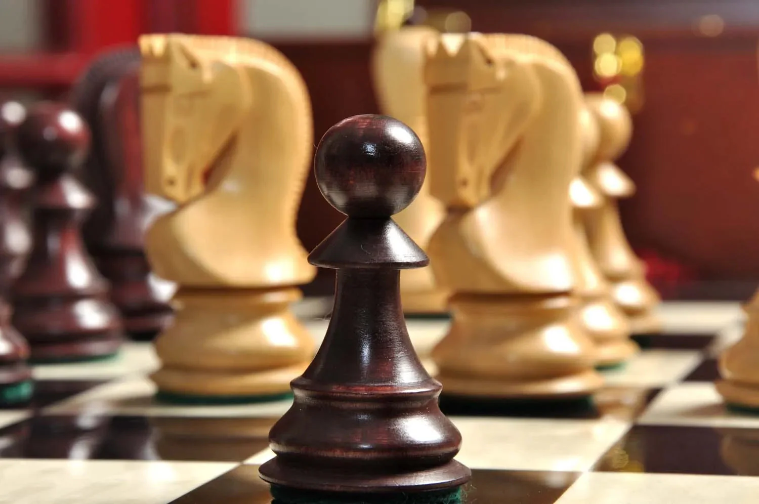 The Zagreb '59 Chess Set, Box and Board Combination - Rosewood Gilded - Image 3