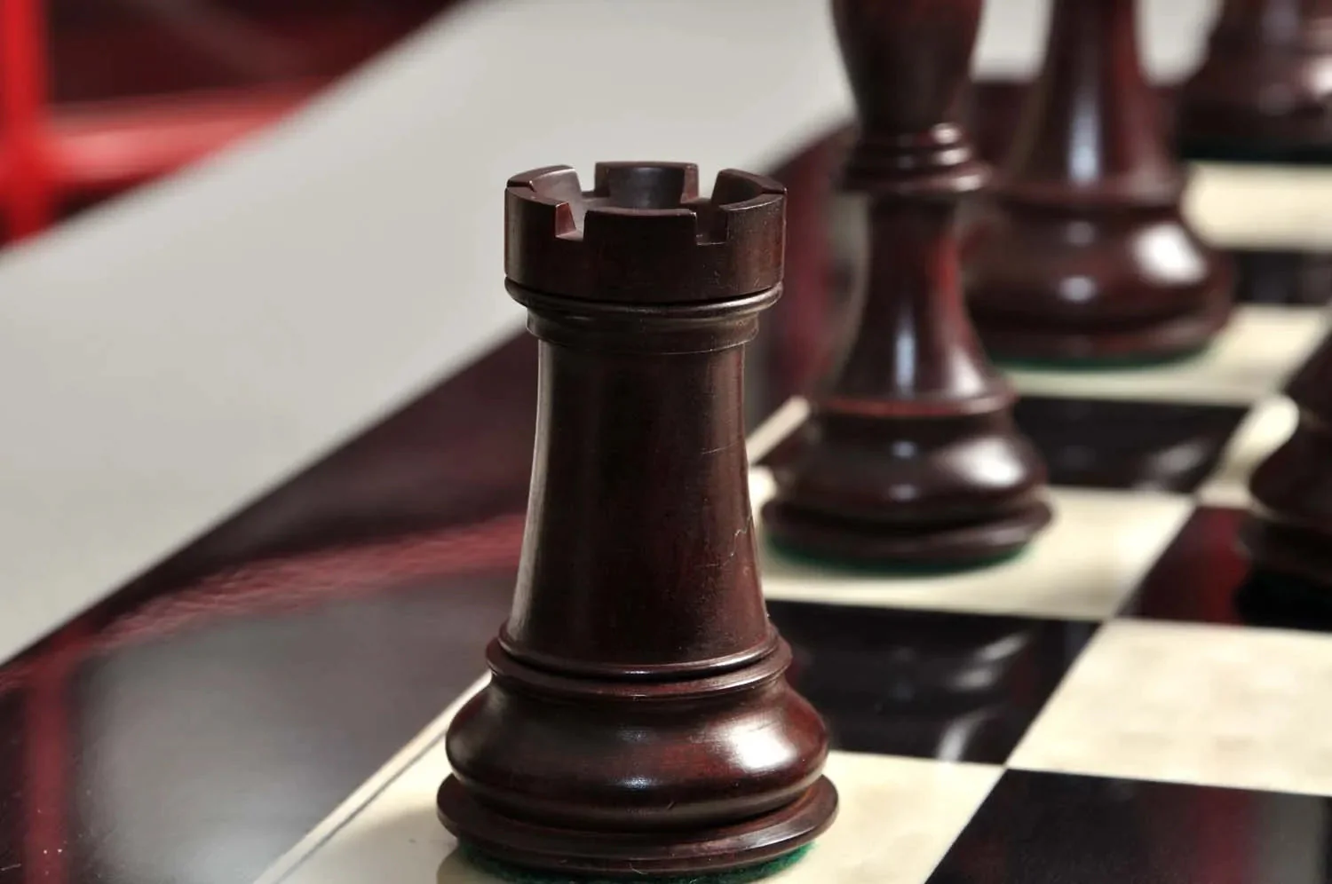 The Zagreb '59 Chess Set, Box and Board Combination - Rosewood Gilded - Image 4