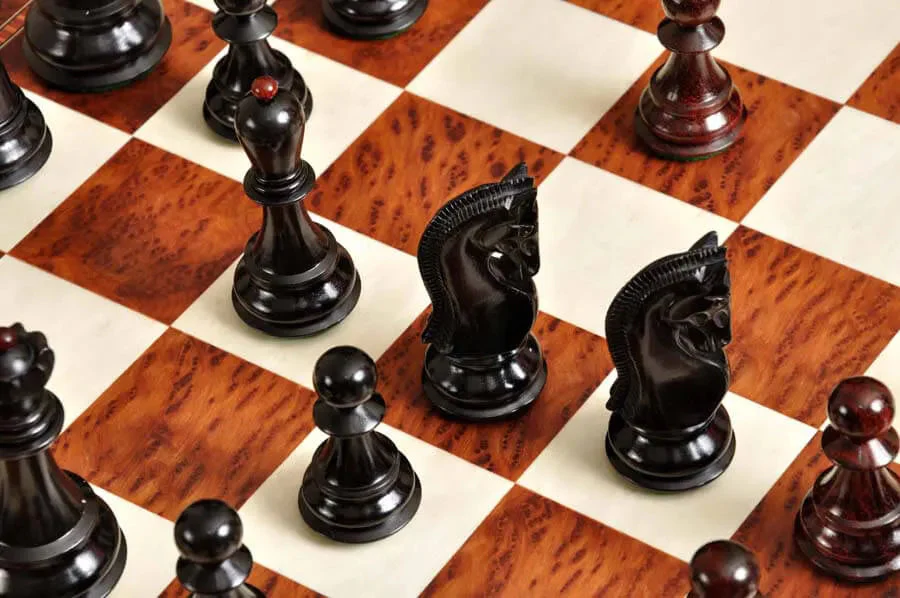 The Zagreb '59 Series Prestige Chess Pieces - 3.875" King - Image 9