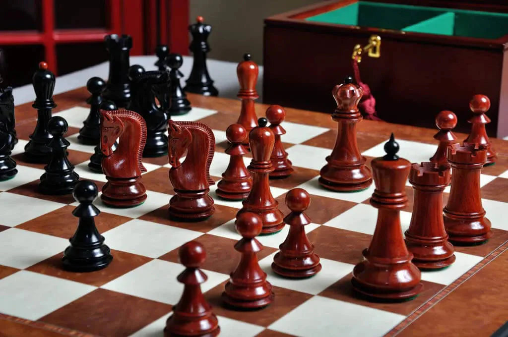 The Zagreb '59 Series Prestige Chess Set, Box, & Board Combination - Image 8