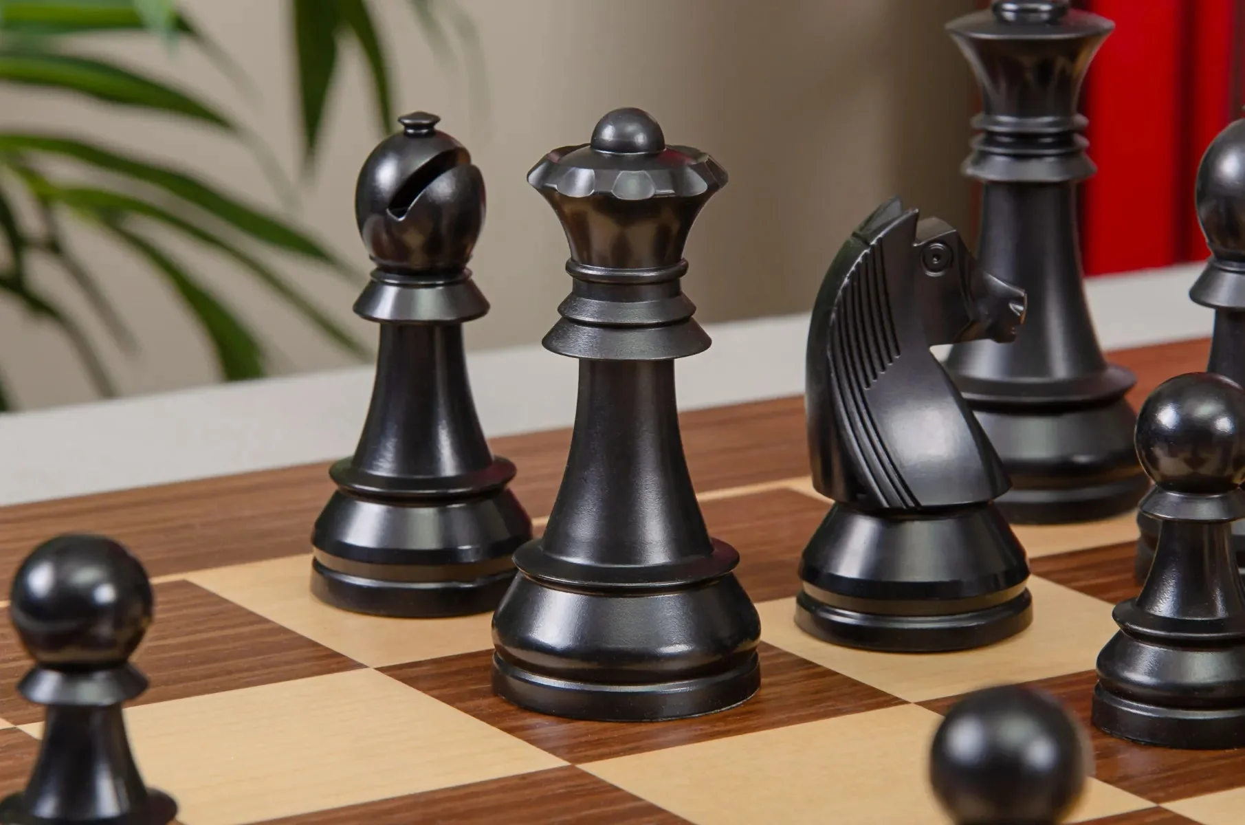 The German Series Triple Weighted Regulation Plastic Chess Pieces - 3.75" King - Image 6