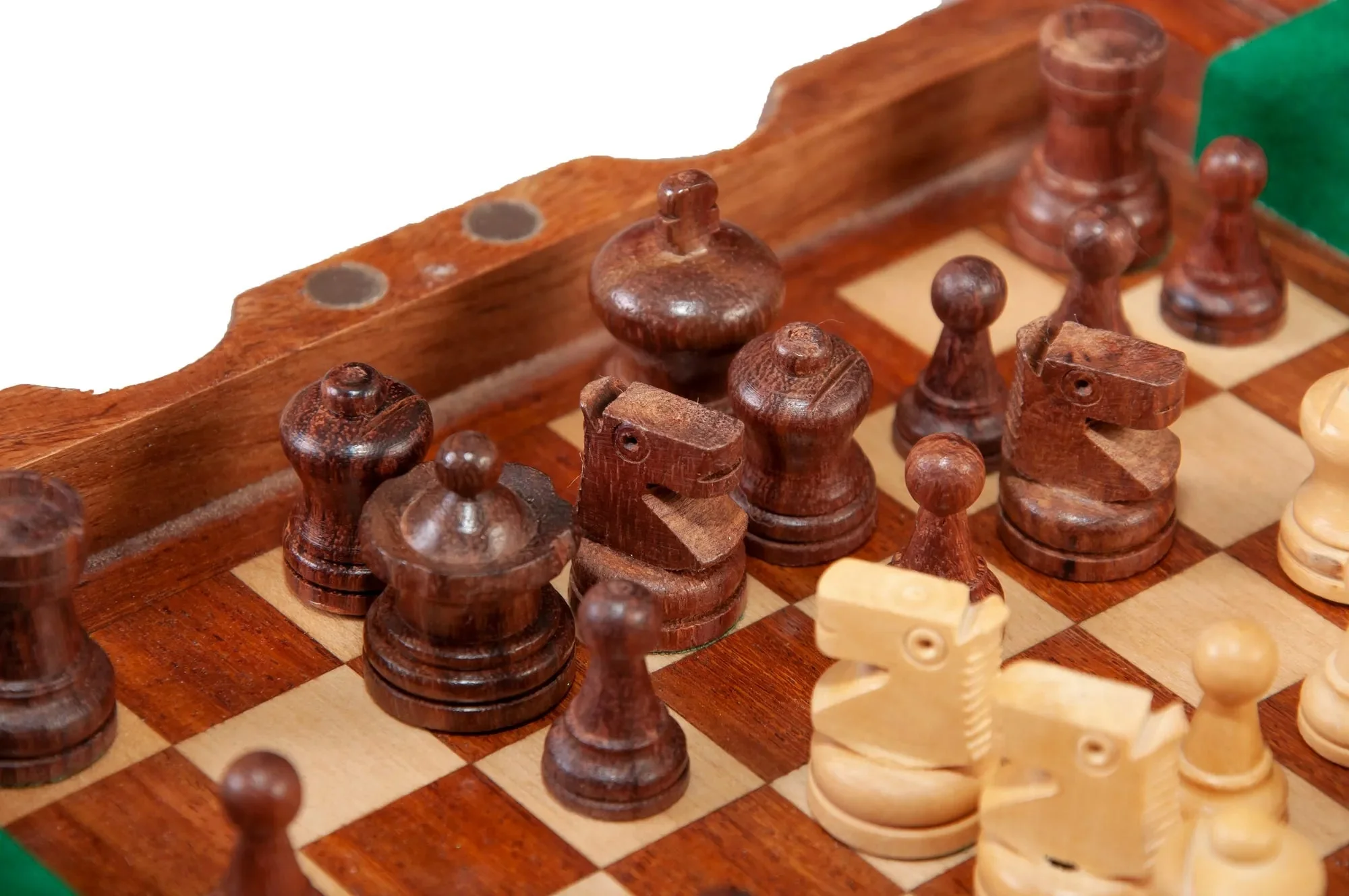 ULTIMATE WOODEN Magnetic Travel Chess Set - 7.5" - Image 7
