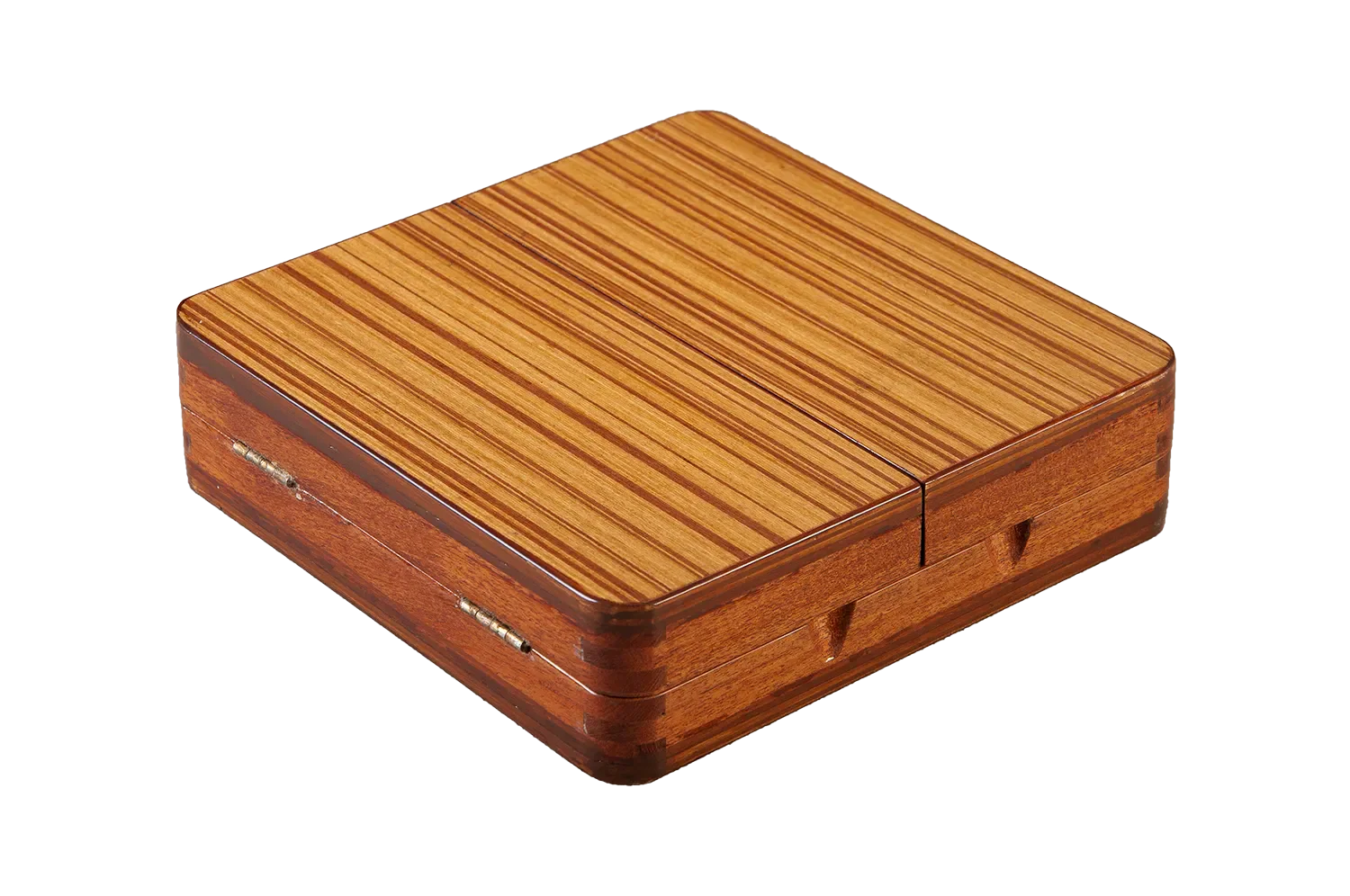 ULTIMATE WOODEN Magnetic Travel Chess Set - 8" - Image 4