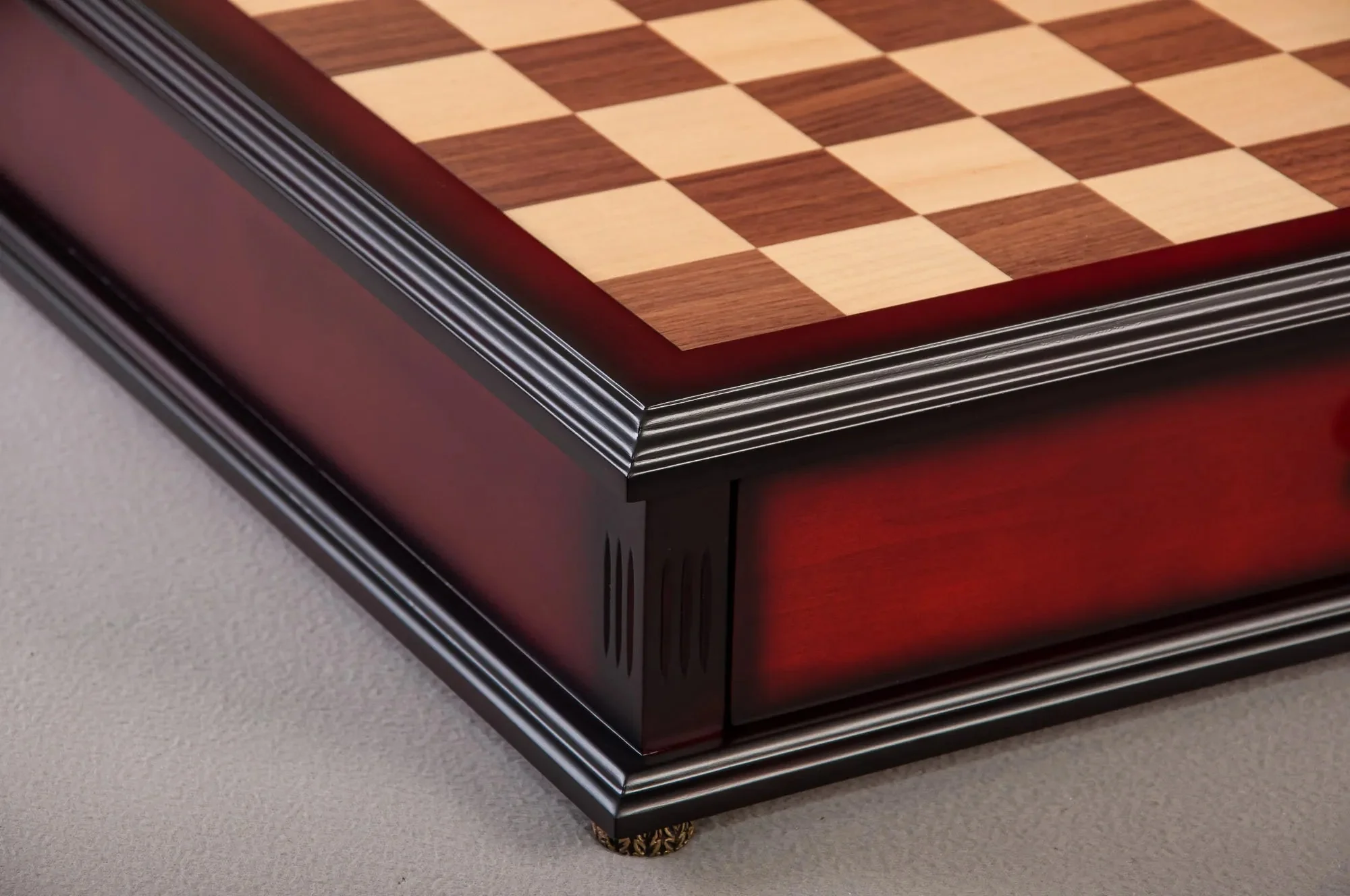 Walnut and Maple Classical Tiroir Chess Board with Storage Drawers - 1.75 in. (4.45cm) - Image 5