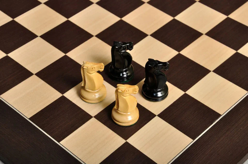 Wenge and Maple Standard Traditional Chess Board - Image 4