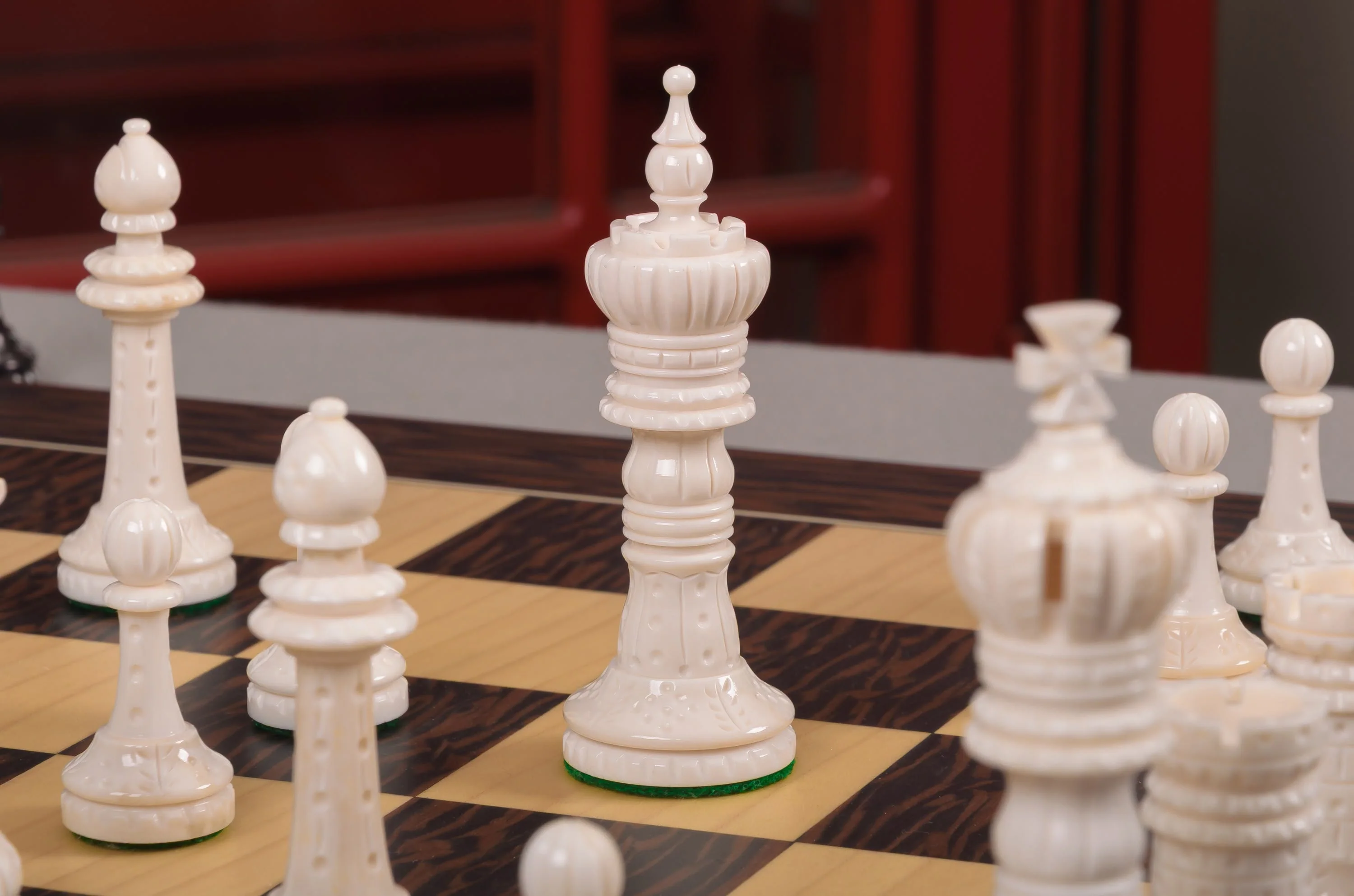 The Worthington Luxury Bone Chess Pieces - 4.0" King - Image 15